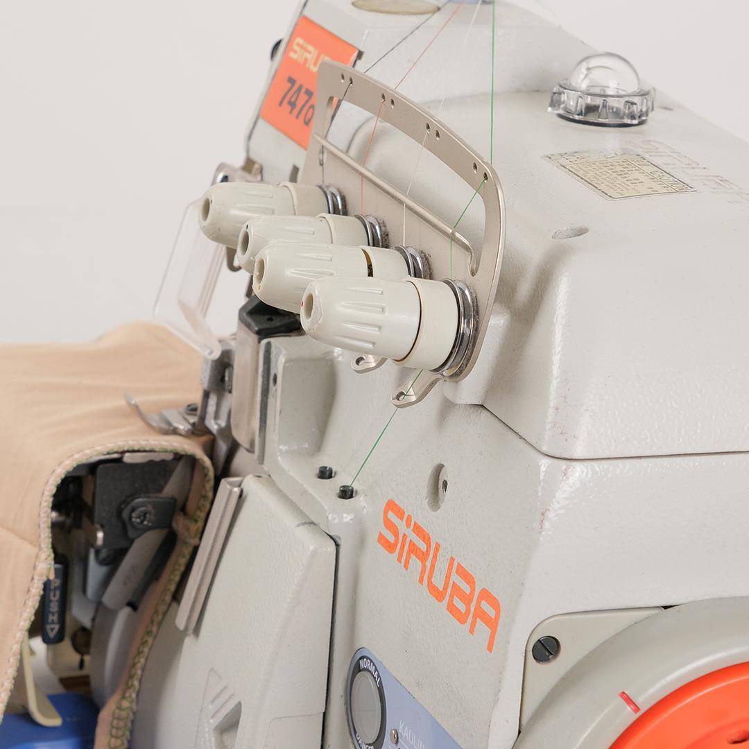 FDM 2. El Siruba 747Q 4 İplik Kafadan Motorlu Overlok Makinesi