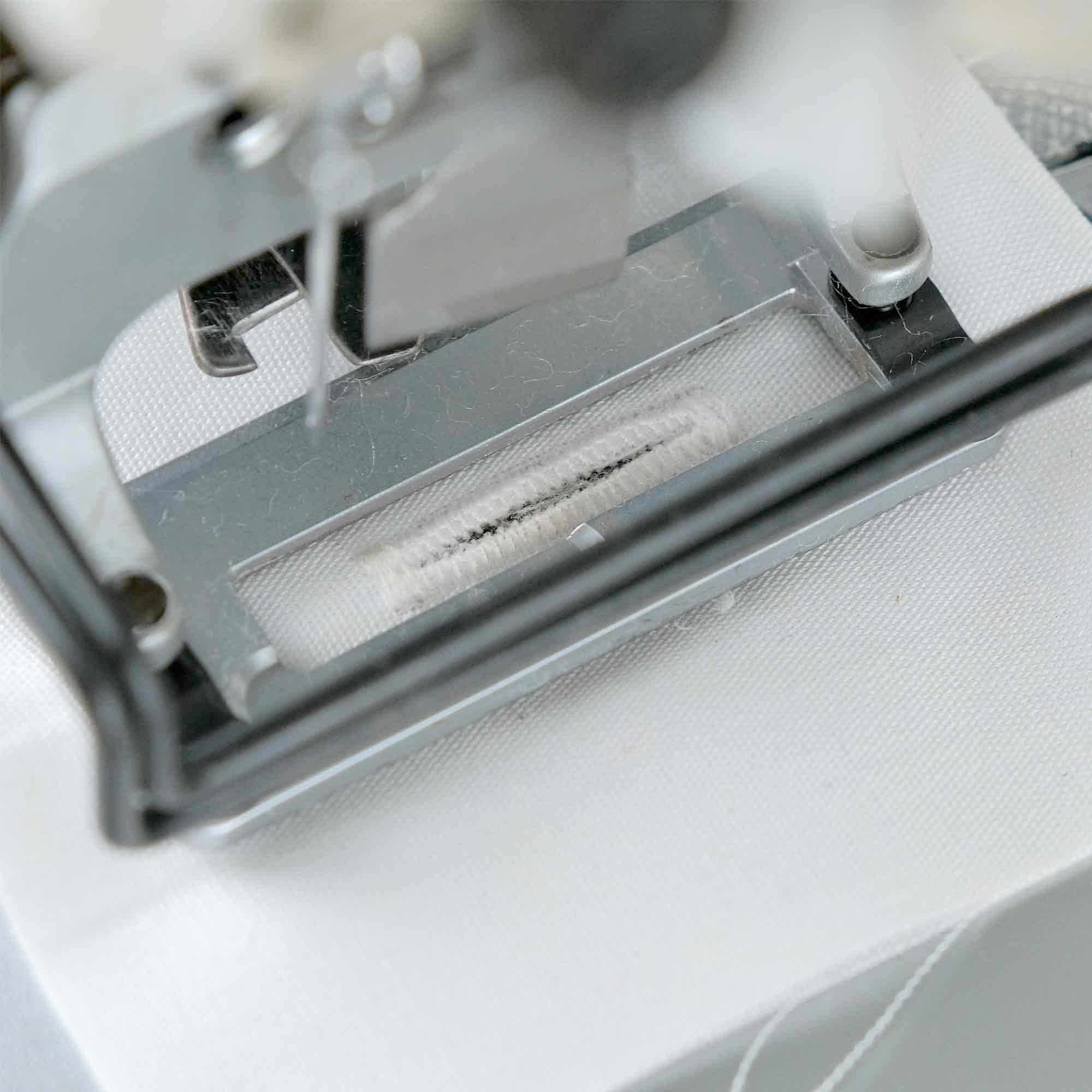 FDM Juki Lbh-1790ANS Elektronik İlik Makinesi, Direct Drive, İplik Kesmeli, Ayak Kaldırmalı, Kafadan Motorlu, Tek Pedal Üniteli
