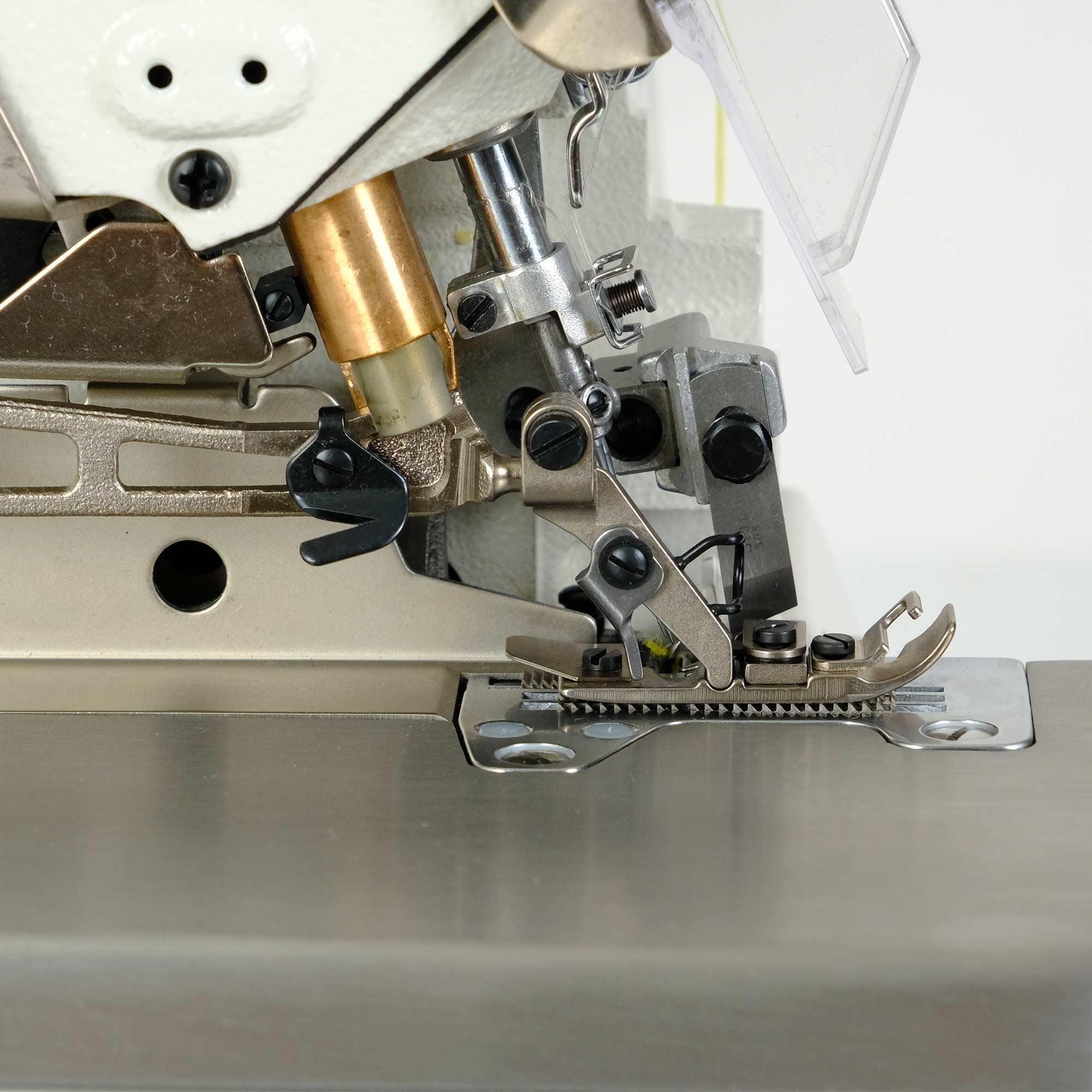 FDM Juki MO-6716 Kafadan Motorlu 5 İplik Overlok Makinesi