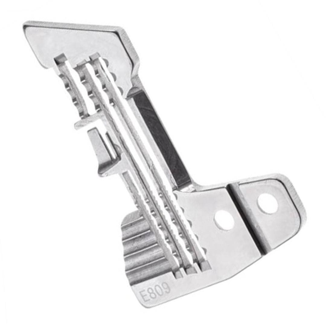 FDM Siruba 4 İplik Overlok Makinesi Plakası (6mm) E809