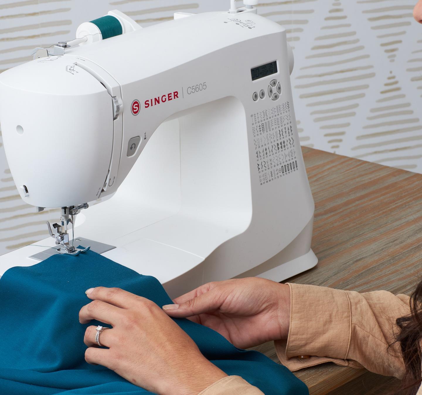 Singer C5605 Elektronik Dikiş Makinesi | Ev Tipi Dikiş Makinesi | Aile Tipi Dikiş Makinesi | 79 Dikiş Ve Dekoratif Desen|Led Aydınlatma