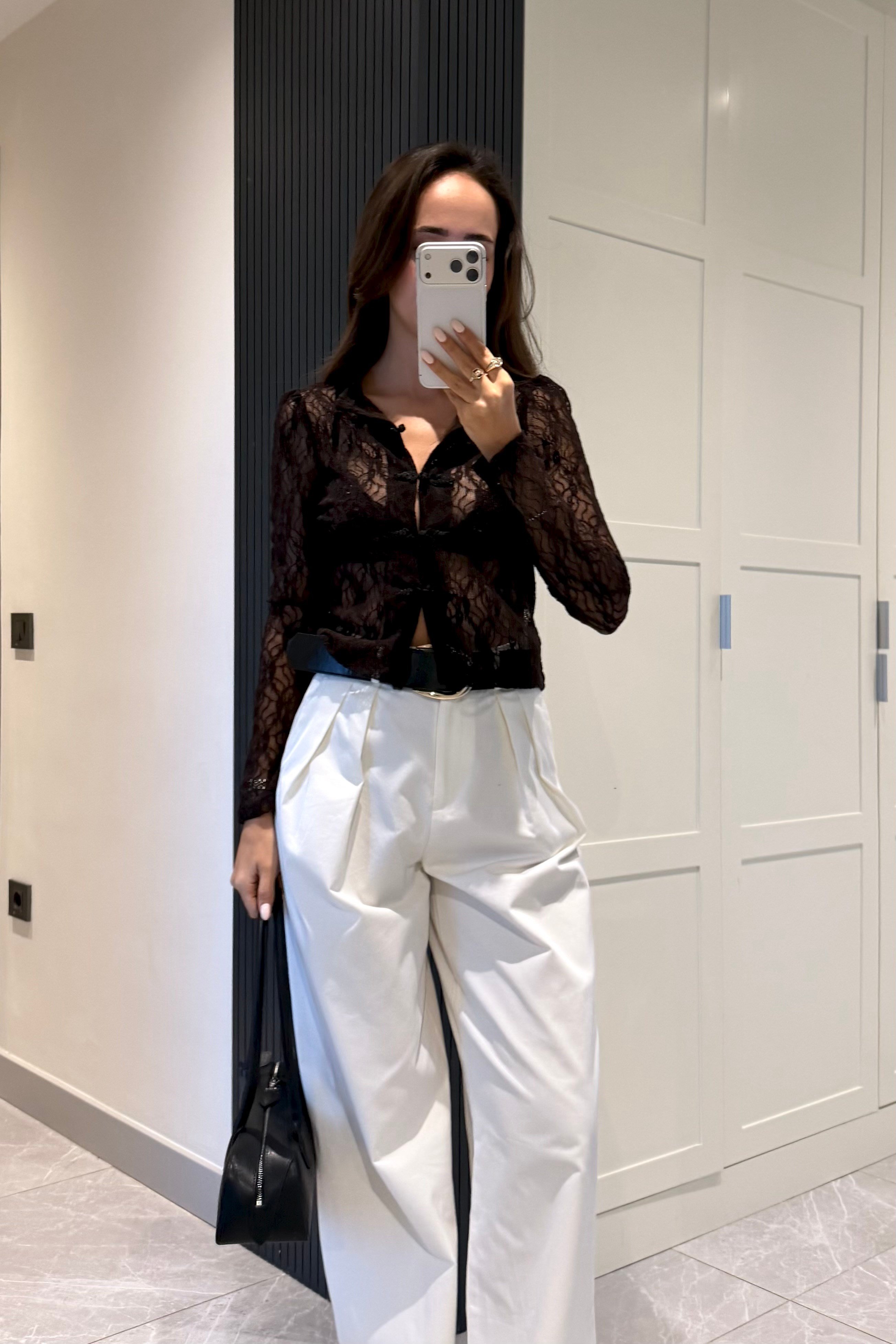 Acı Kahve Düğmeli Dantel Bluz - Kadın Blouses Modelleri - Nazliye Moda | Kadın Giyim Modası