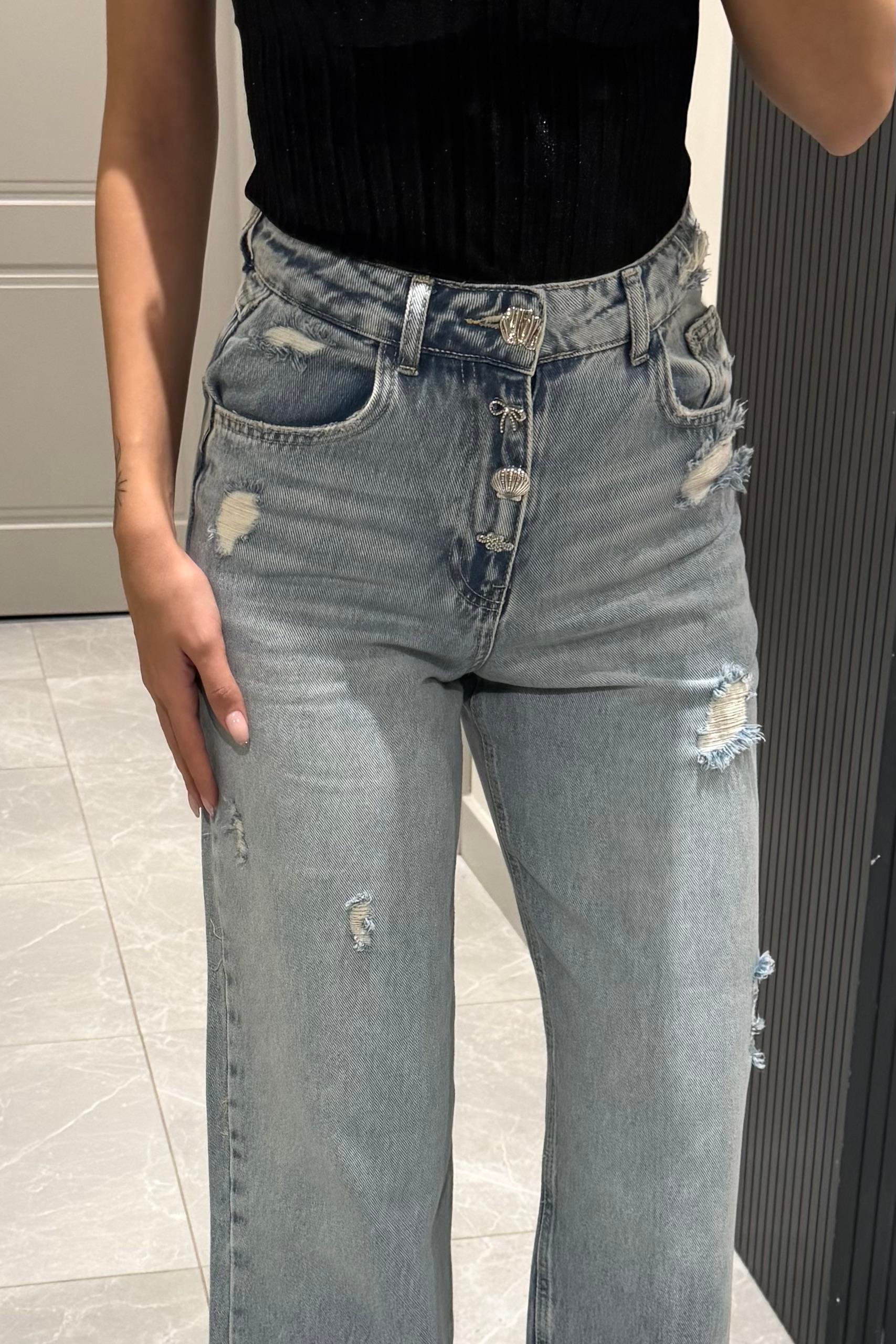Açık Mavi Charm Detaylı Jean - Kadın Jeans Modelleri - Nazliye Moda | Kadın Giyim Modası