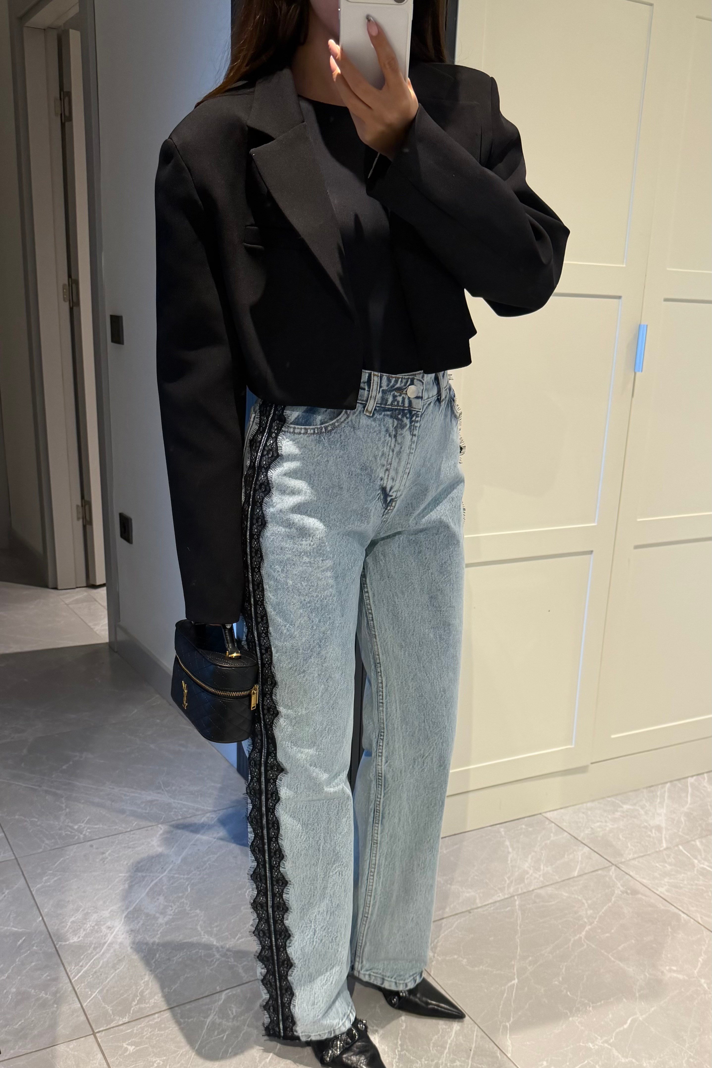 Açık Mavi Dantel Detay Jean - Kadın Jeans Modelleri - Nazliye Moda | Kadın Giyim Modası