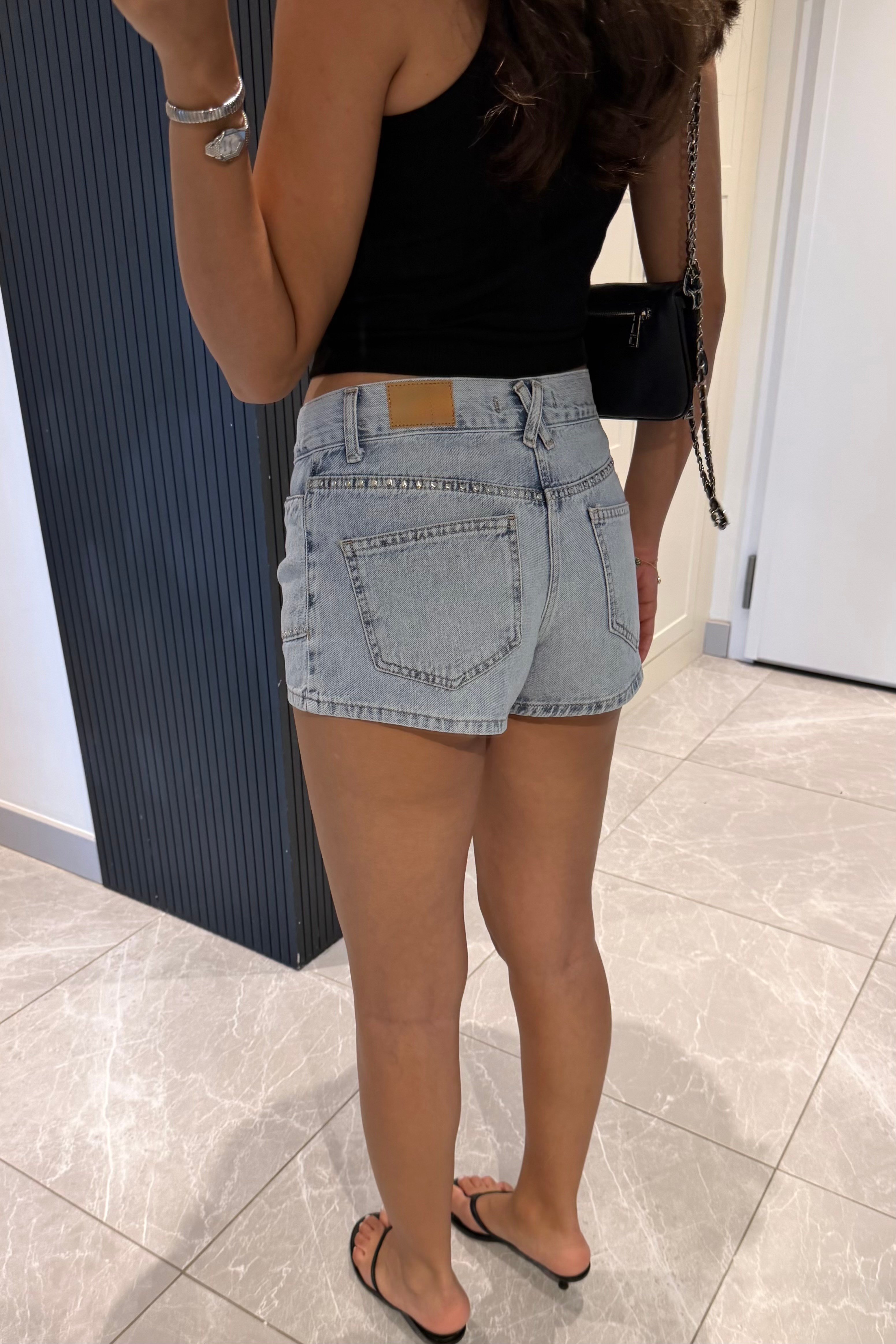 Açık Mavi Droplu Şort - Kadın Şort Modelleri - Nazliye Moda | Kadın Giyim Modası