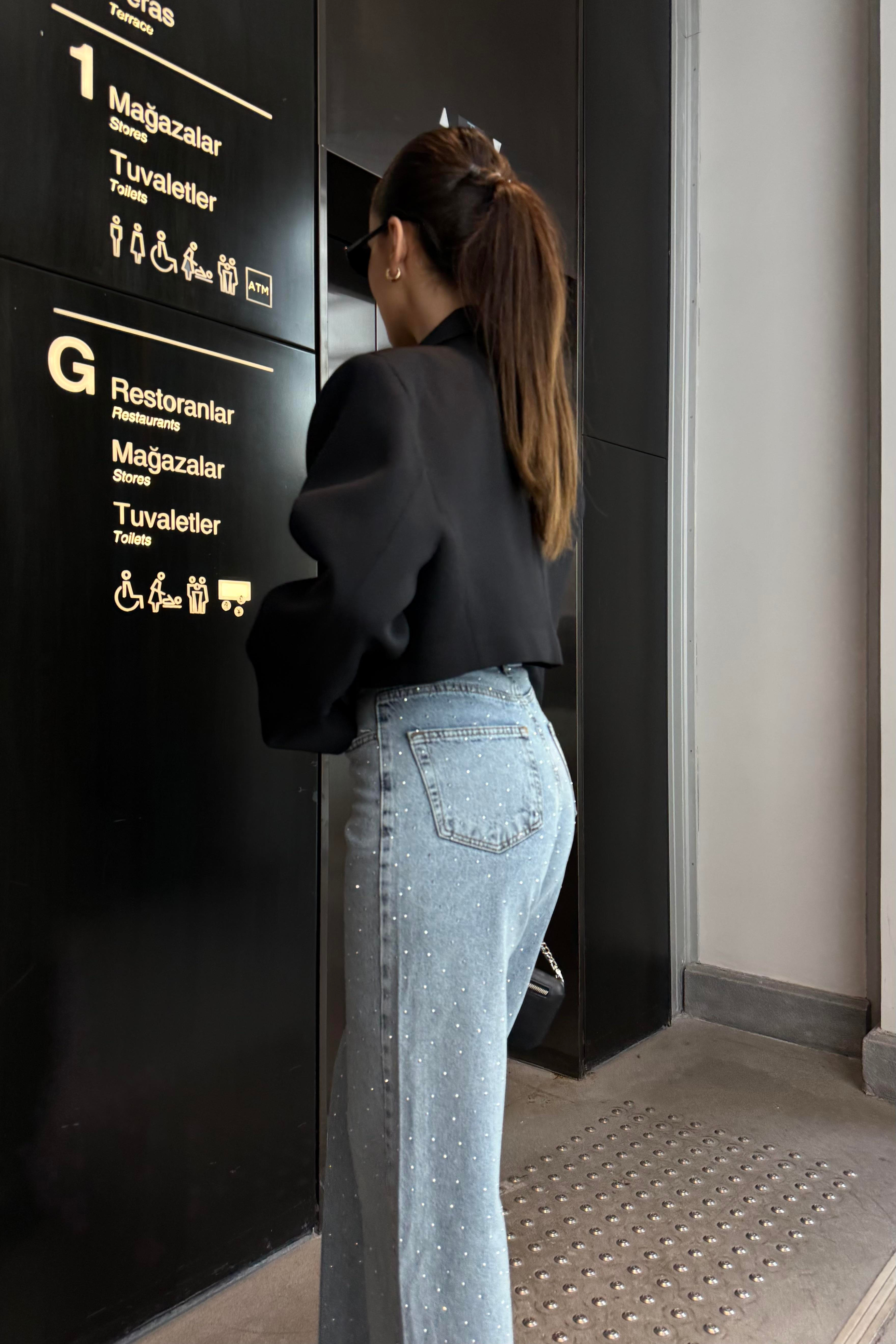 Açık Mavi Ön Arka Taşlı Premium Jean - Kadın Jeans Modelleri - Nazliye Moda | Kadın Giyim Modası