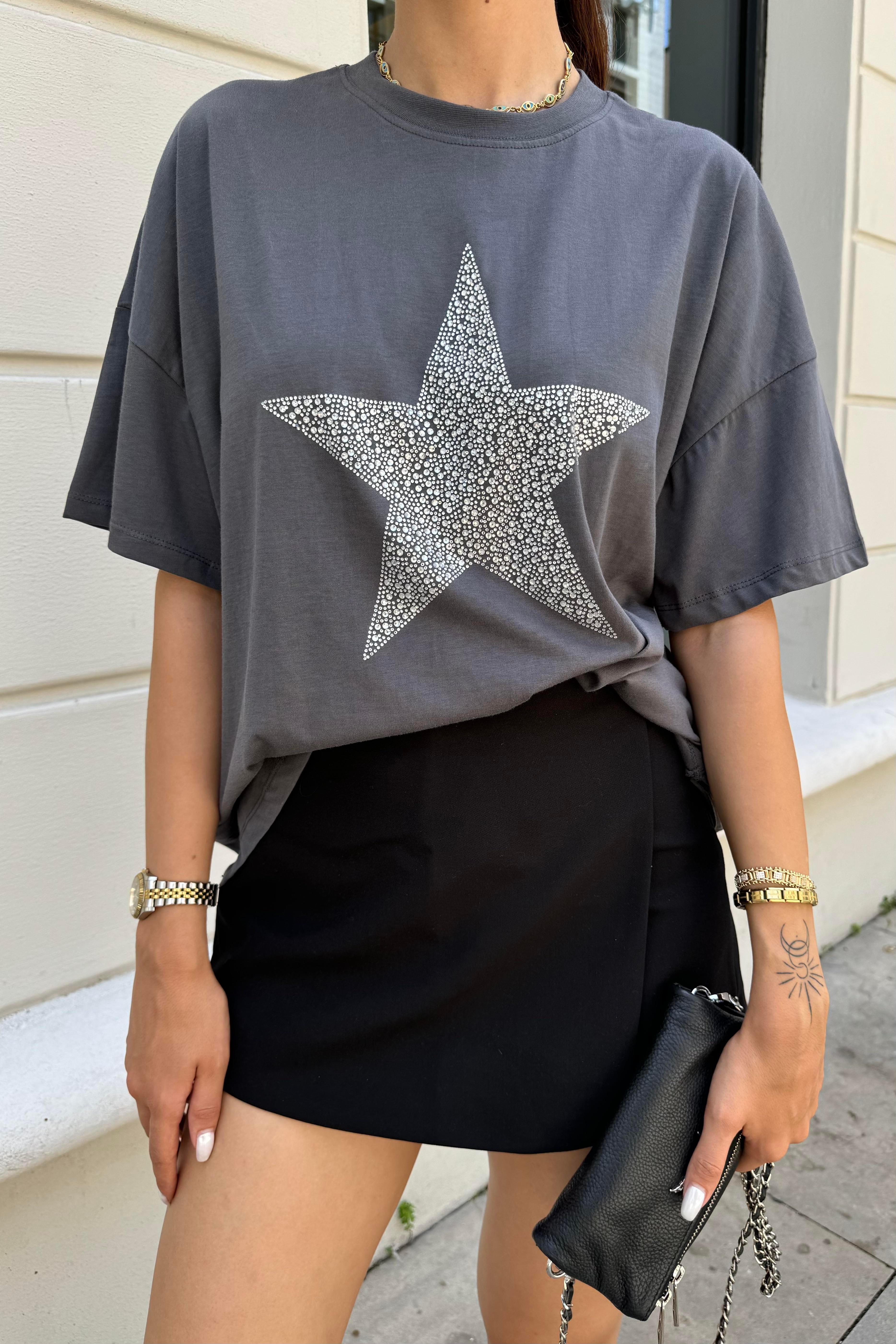 Antrasit Yıldız Taş Baskılı T-Shirt - Kadın T-Shirt Modelleri - Nazliye Moda - Kadın Giyim Modası