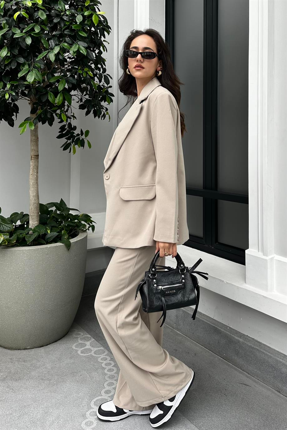 Bej Yelekli Suit Takım - Kadın Takım Modelleri - Nazliye Moda - Kadın Giyim Modası