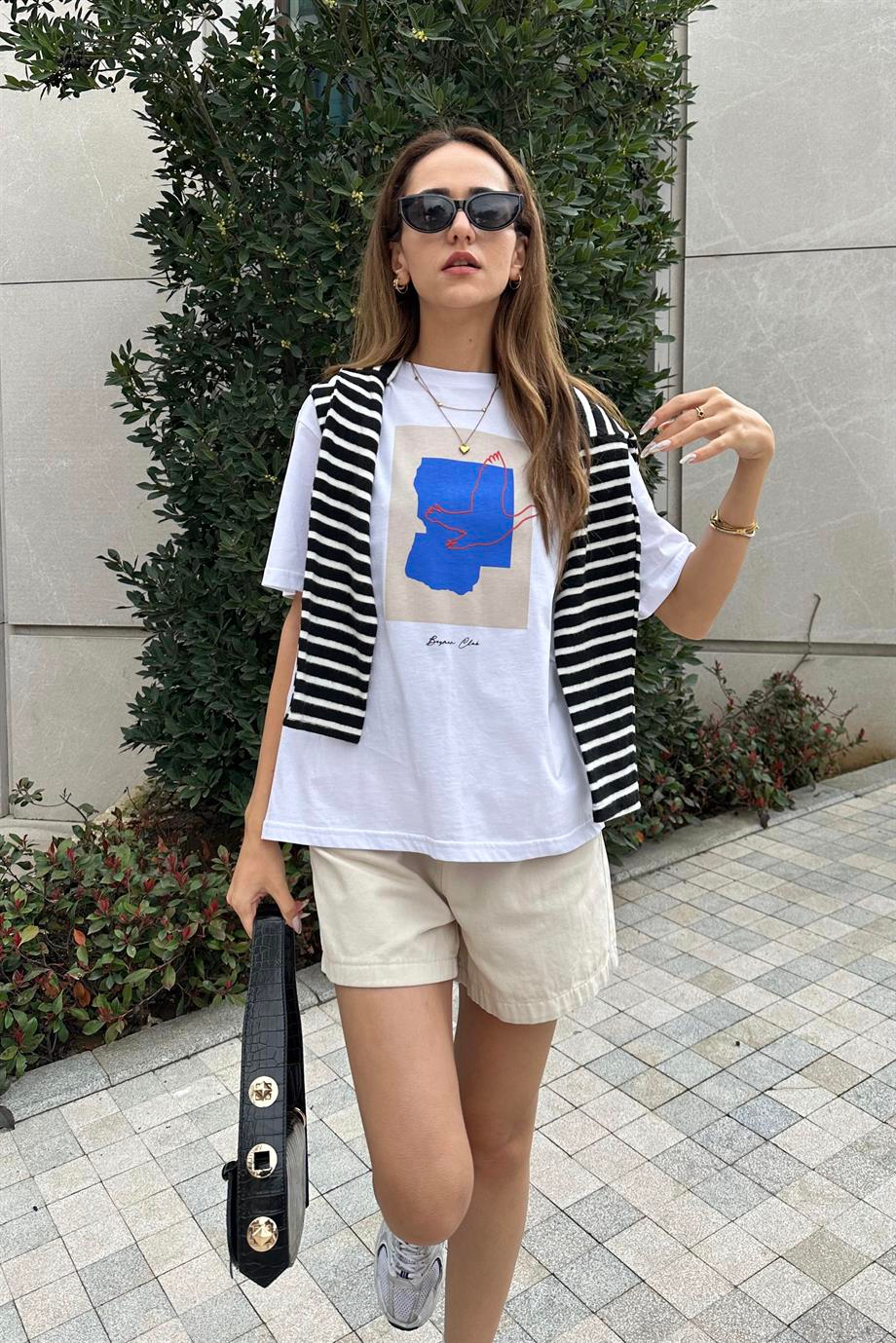 Beyaz Baskı Detaylı T-Shirt - Kadın T-Shirt Modelleri - Nazliye Moda | Kadın Giyim Modası