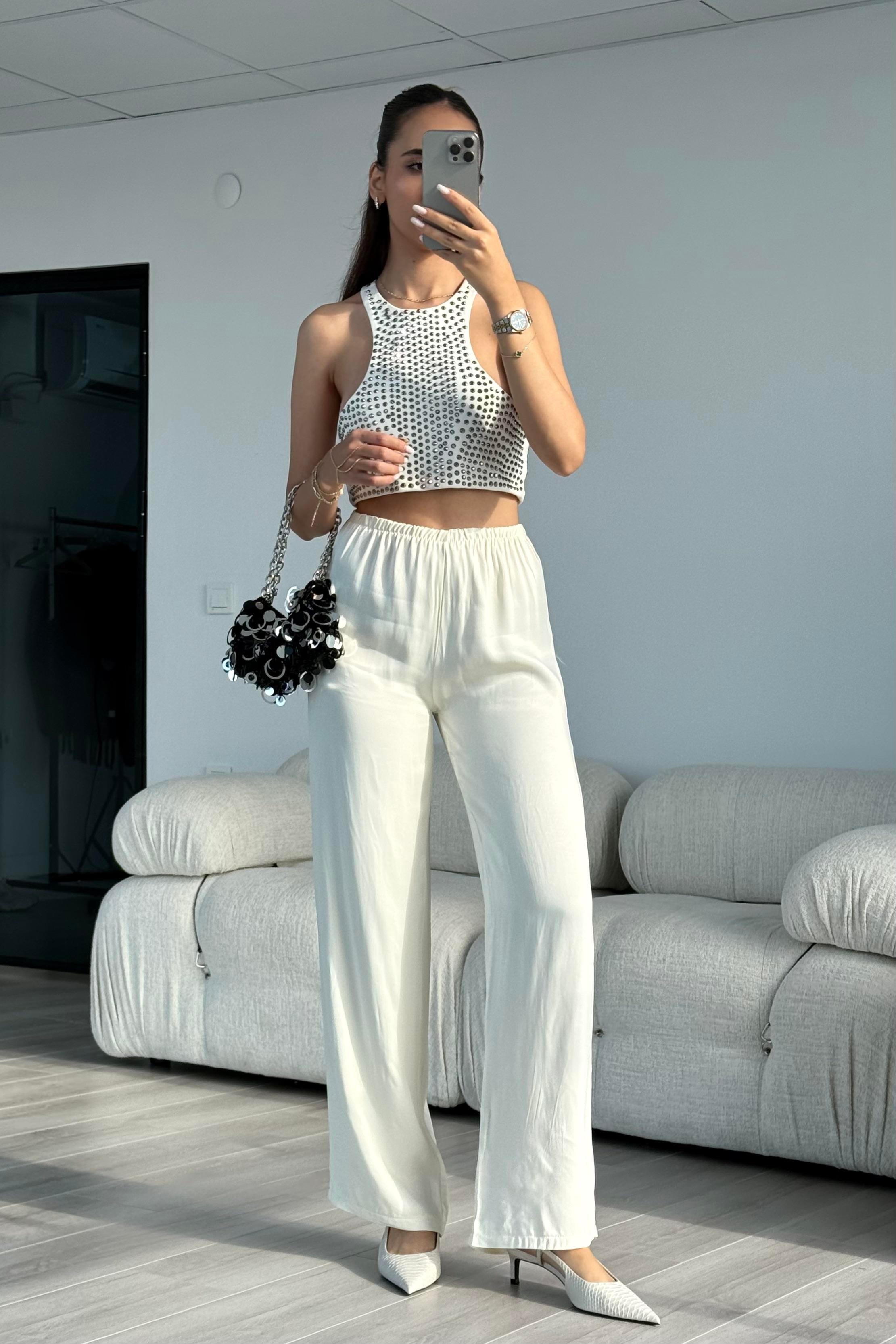 Beyaz Beli Lastikli Saten Pantolon - Kadın Trousers Modelleri - Nazliye Moda | Kadın Giyim Modası