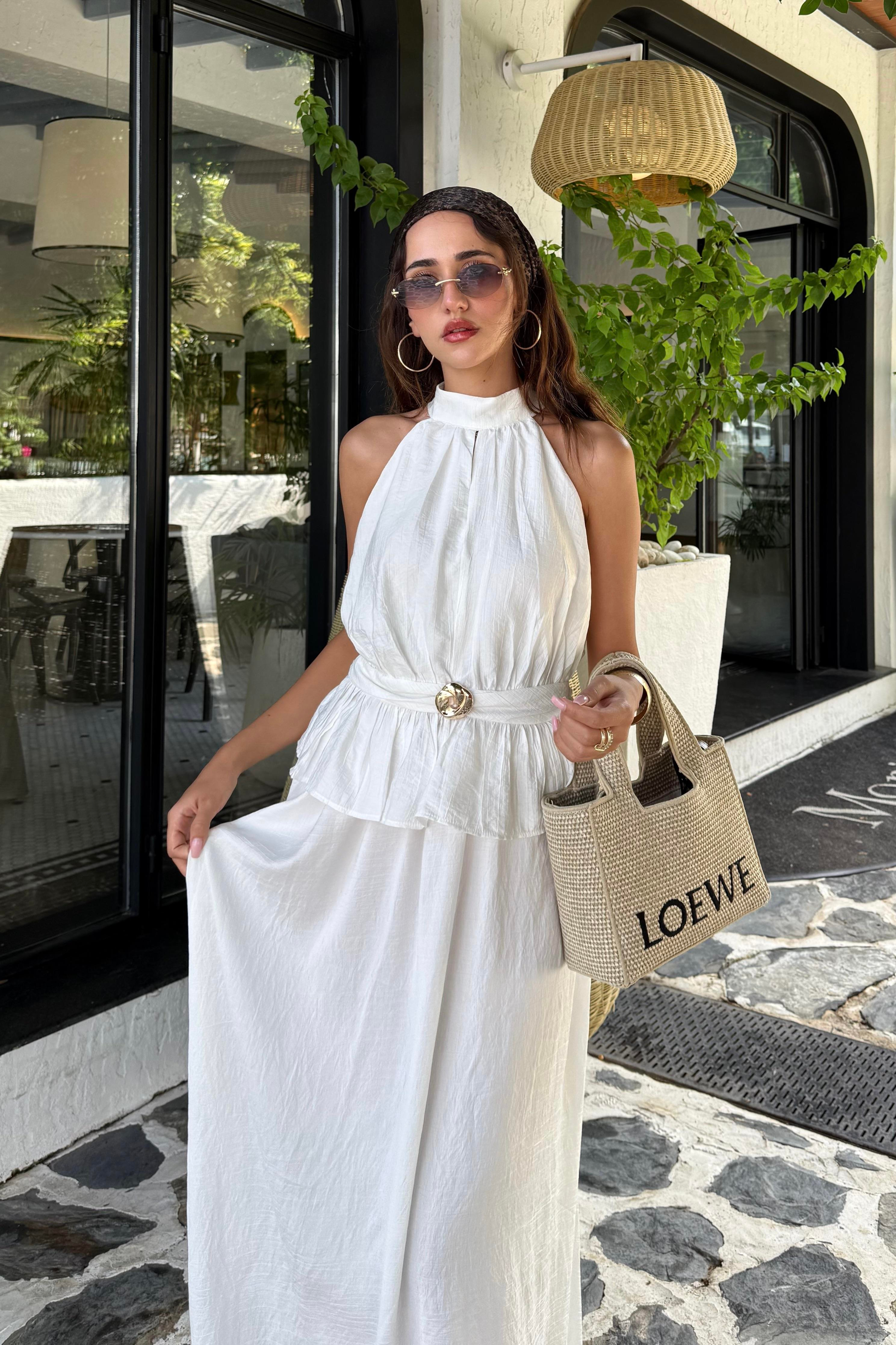 Beyaz Boyundan Bağlama Bluz Etek Takım - Kadın Takım Modelleri - Nazliye Moda | Kadın Giyim Modası
