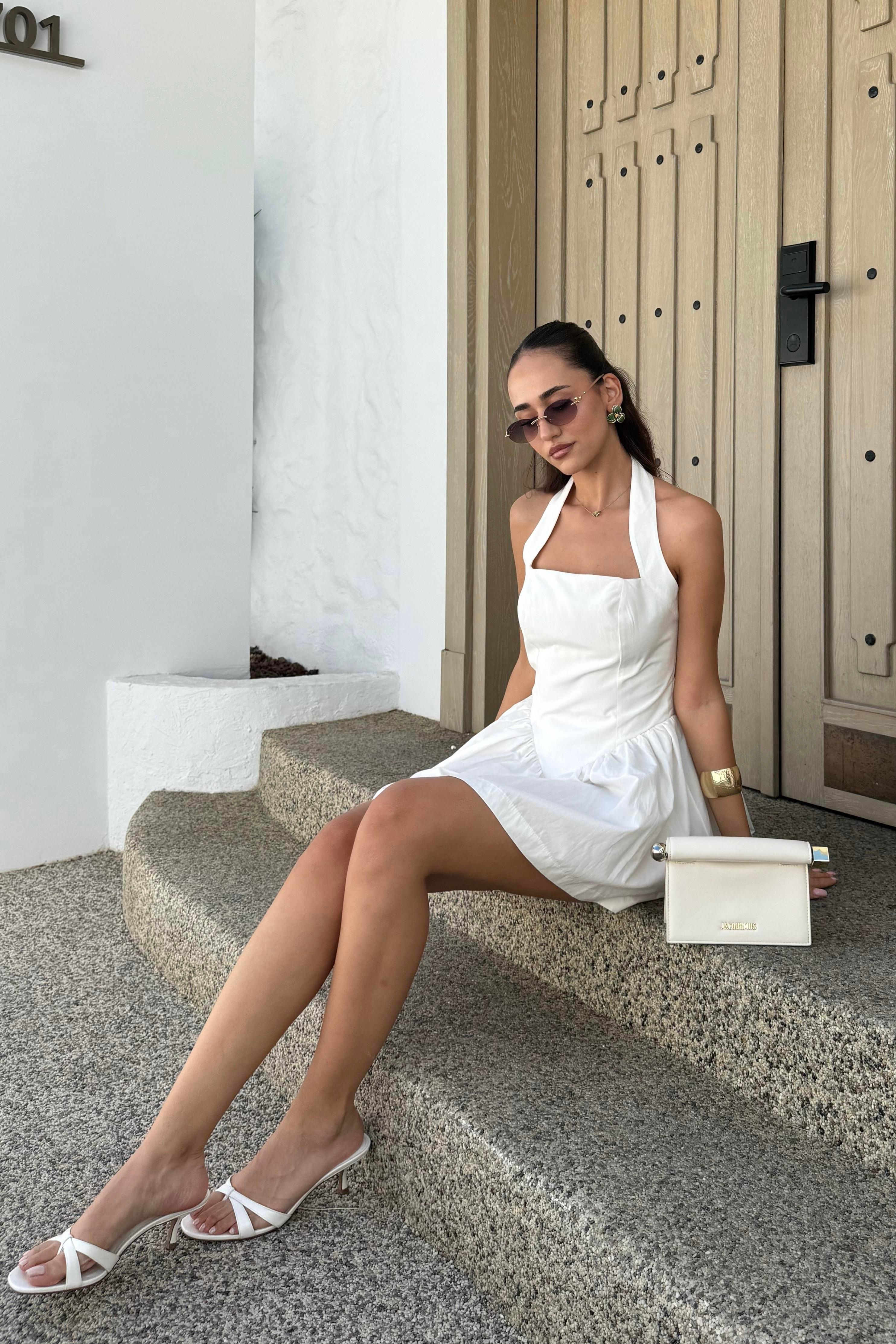 Beyaz Boyundan Bağlamalı Mini Elbise - Kadın Elbise Modelleri - Nazliye Moda | Kadın Giyim Modası