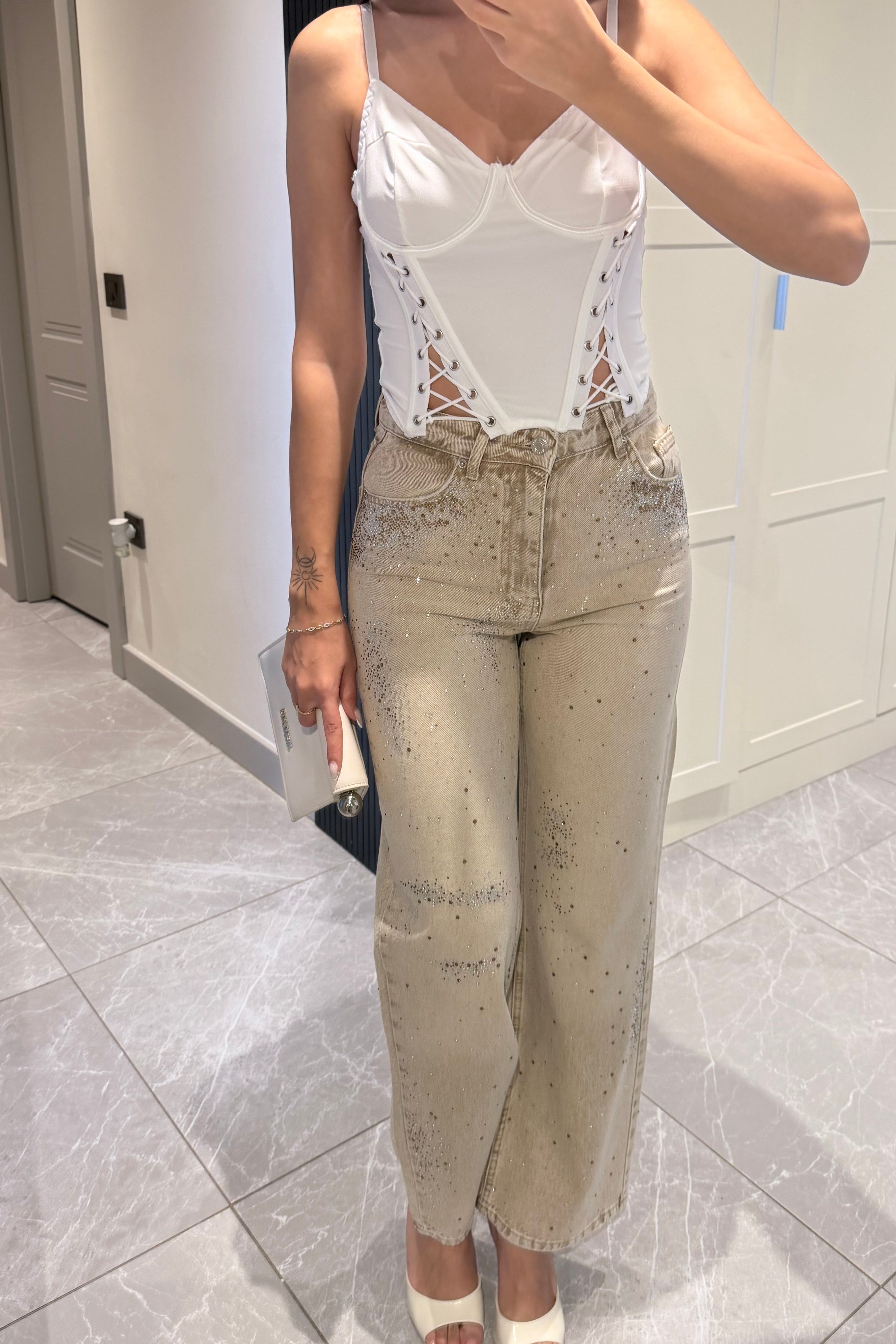 Beyaz İp Askı Bağlamalı Korse Bluz - Kadın Bluz Modelleri - Nazliye Moda | Kadın Giyim Modası