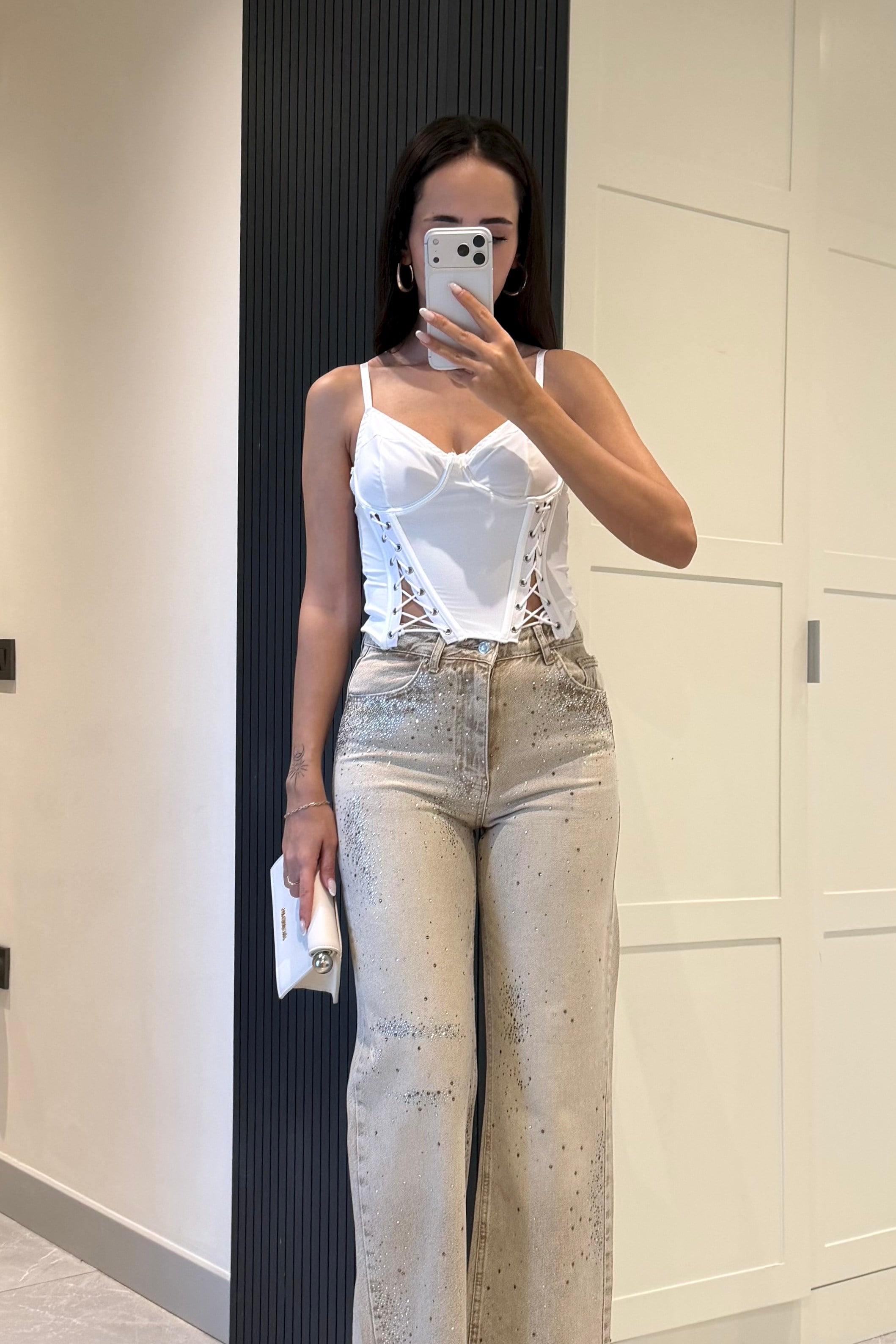 Beyaz İp Askı Bağlamalı Korse Bluz - Kadın Bluz Modelleri - Nazliye Moda | Kadın Giyim Modası