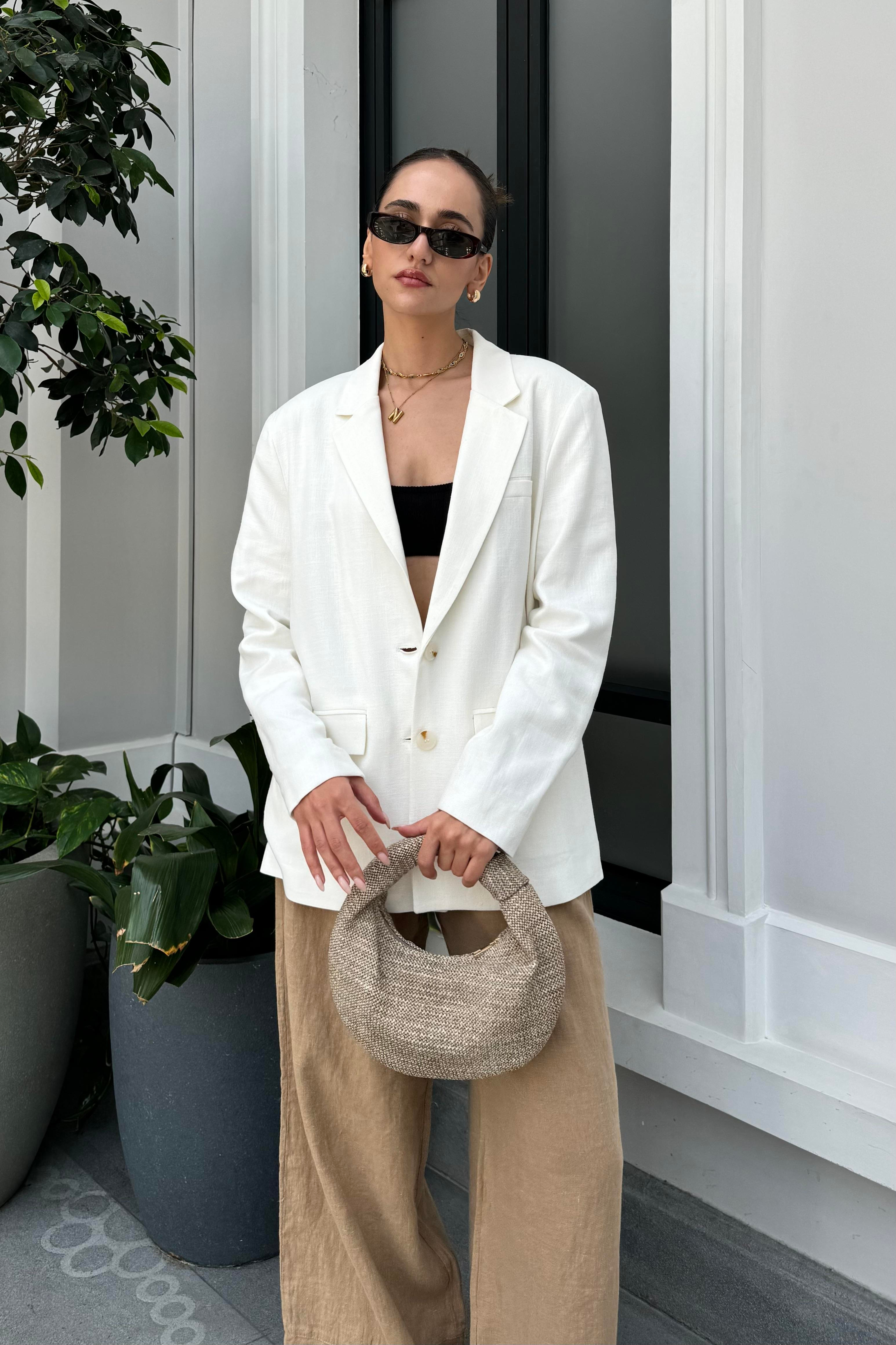 Beyaz Oversize Keten Blazer Ceket - Kadın Blazer Ceket Modelleri - Nazliye Moda - Kadın Giyim Modası