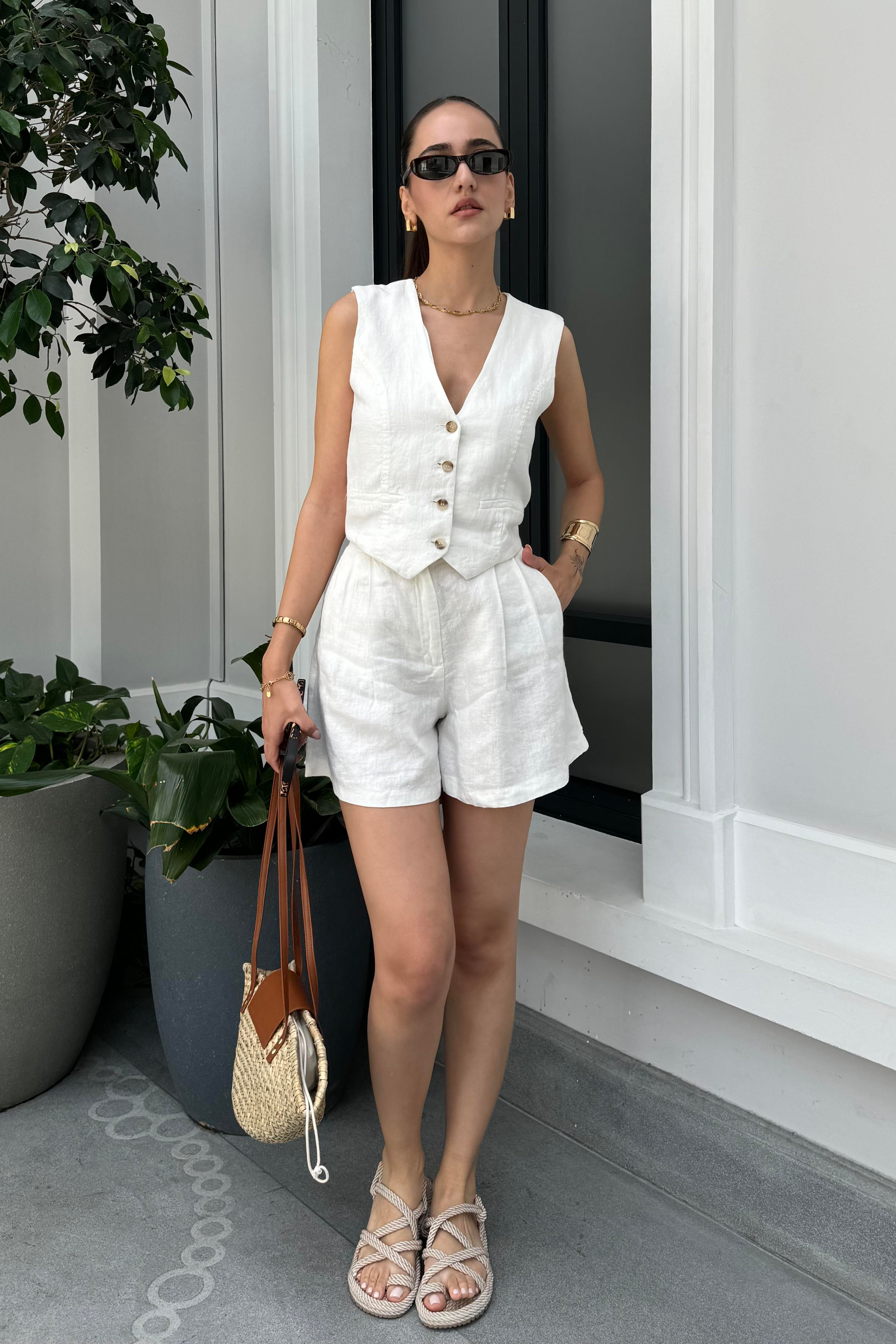 Beyaz Premium Şort Yelek Keten Takım - Kadın Outfit Sets Modelleri - Nazliye Moda - Kadın Giyim Modası