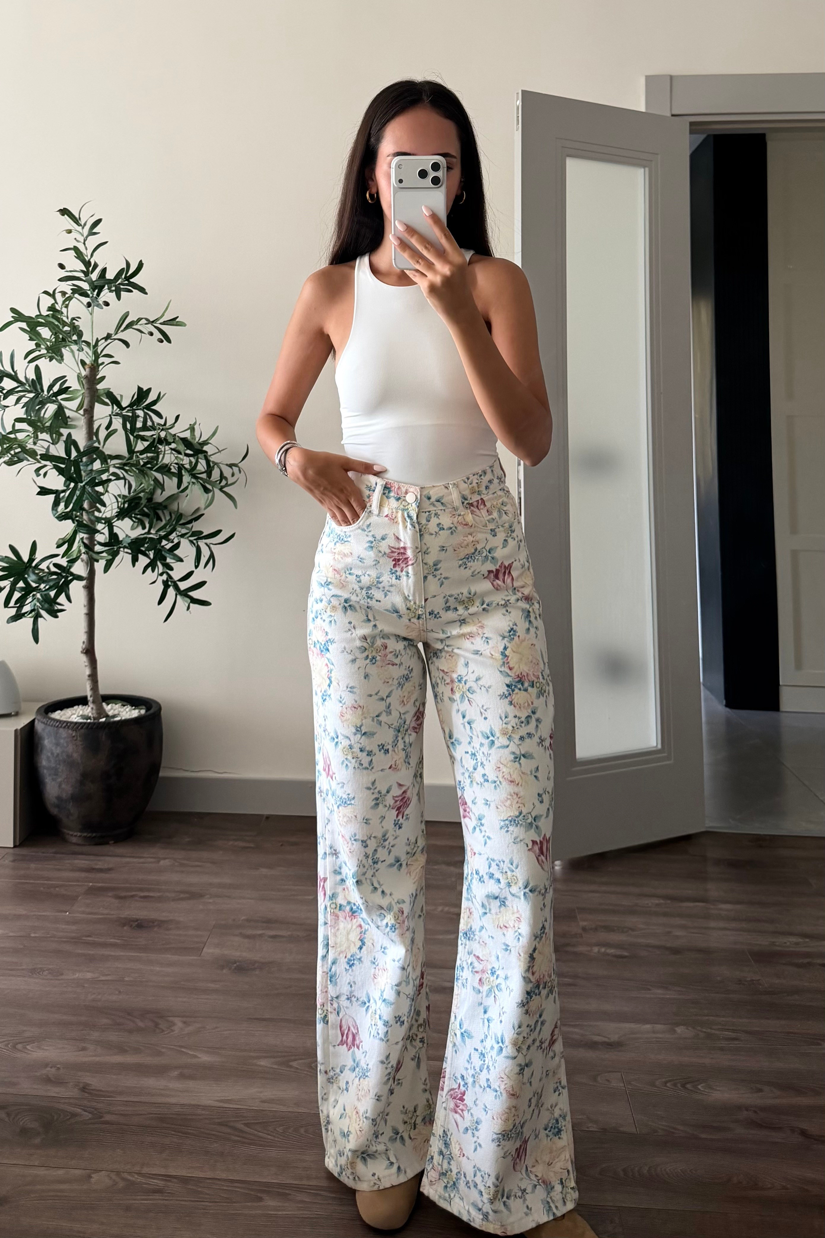 Çiçek Baskılı Straight Jean - Kadın Jean Modelleri - Nazliye Moda | Kadın Giyim Modası