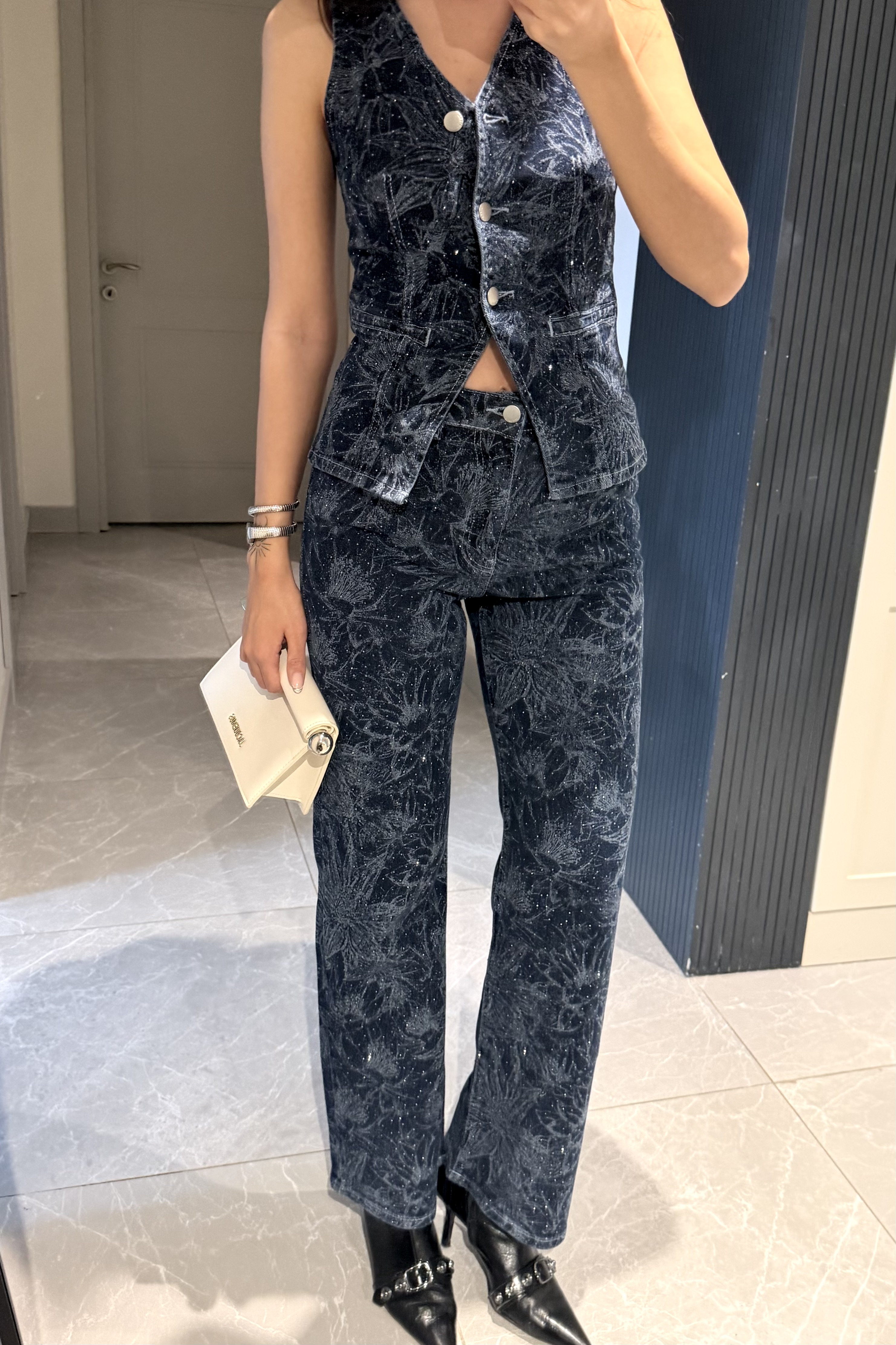 Çiçek Baskılı Taşlı Premium Denim Takım - Kadın Takım Modelleri - Nazliye Moda | Kadın Giyim Modası