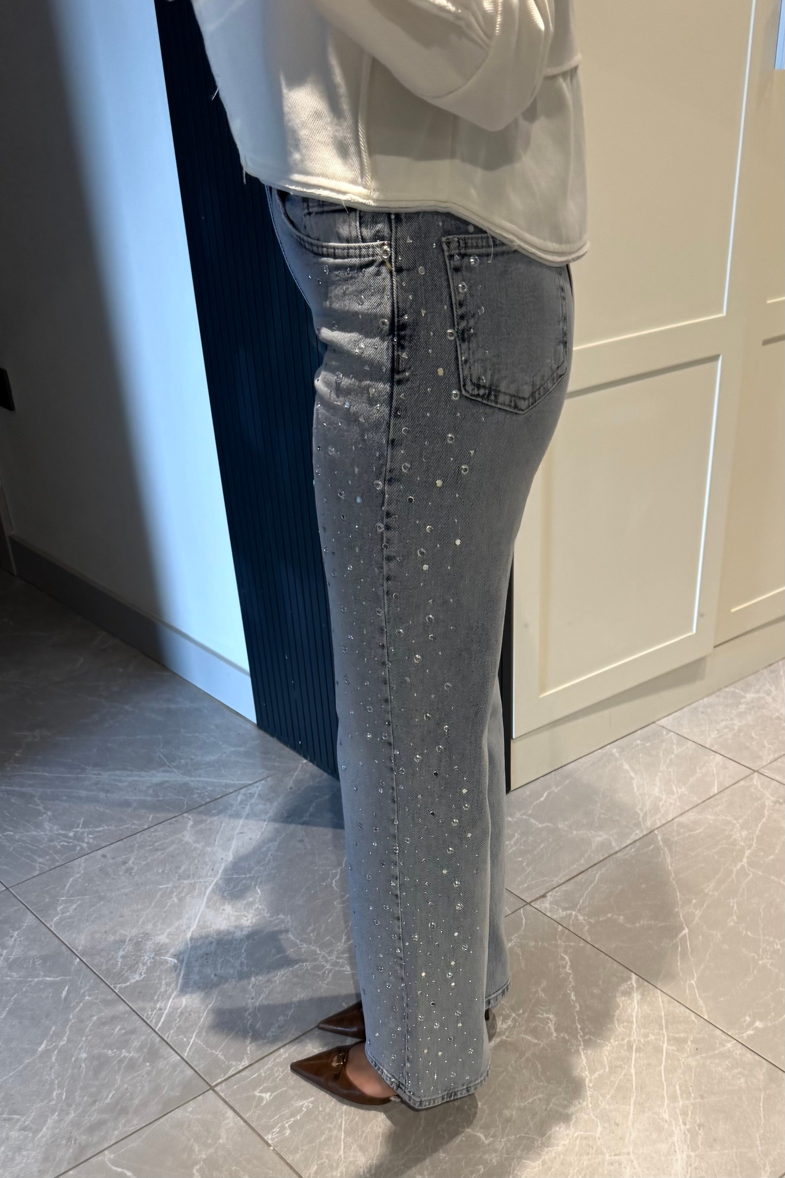 Droplu Taşlı Açık Mavi Straight jean - Kadın Jean Modelleri - Nazliye Moda | Kadın Giyim Modası