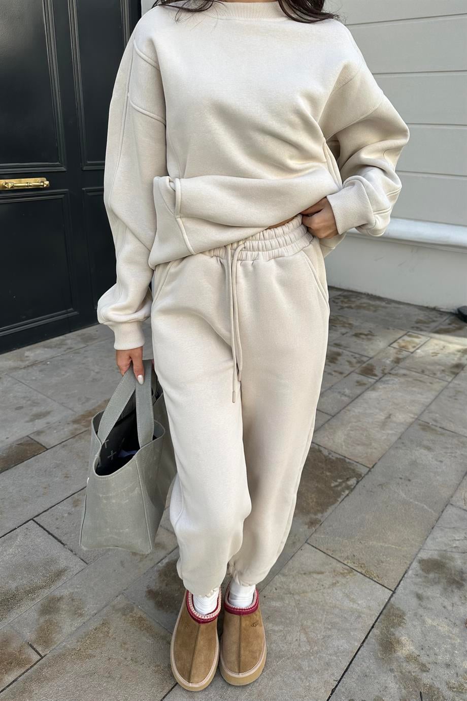 Ekru Oversize Şardonlu Eşofman Takımı - Kadın Eşofman Modelleri - Nazliye Moda | Kadın Giyim Modası