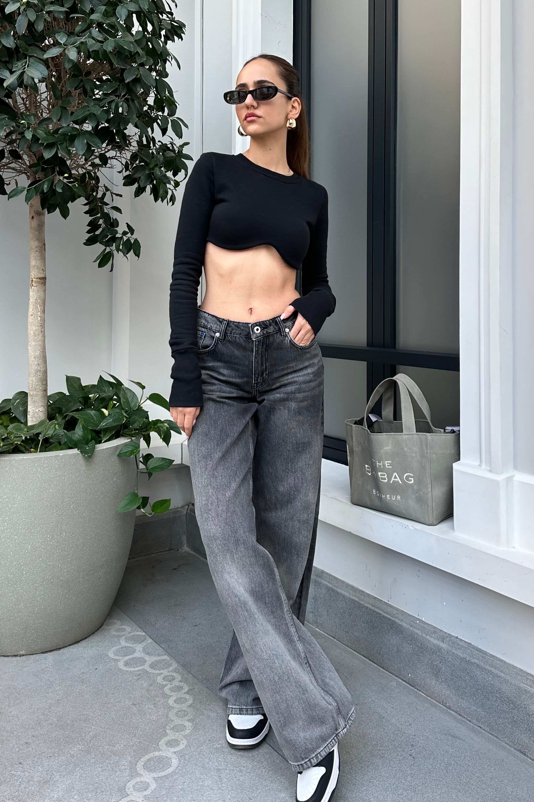 Füme Yıkama Detay Premium Jean - Kadın Jean Modelleri - Nazliye Moda - Kadın Giyim Modası