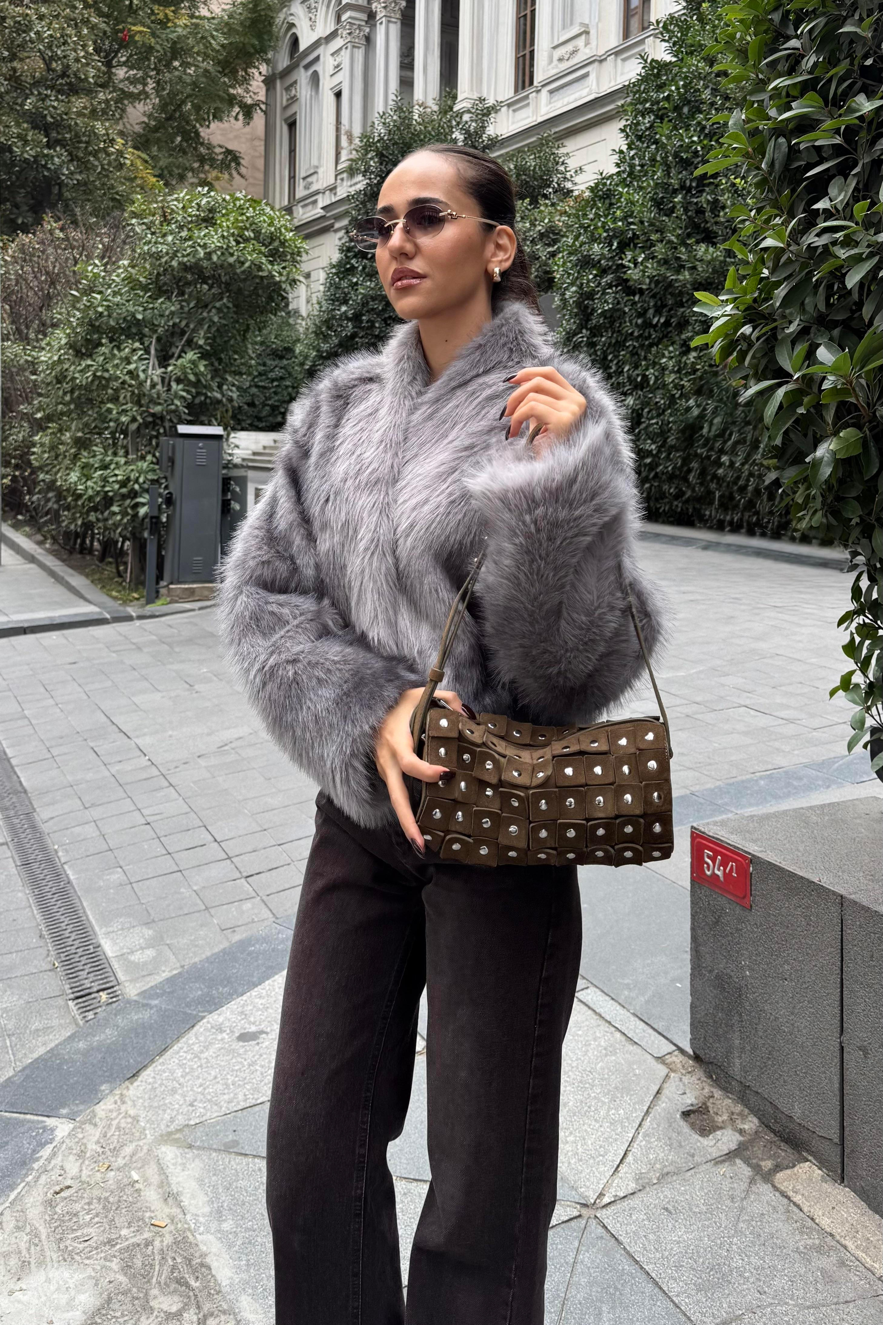 Gri Premium Midi Kürk - Kadın Mont Modelleri - Nazliye Moda | Kadın Giyim Modası