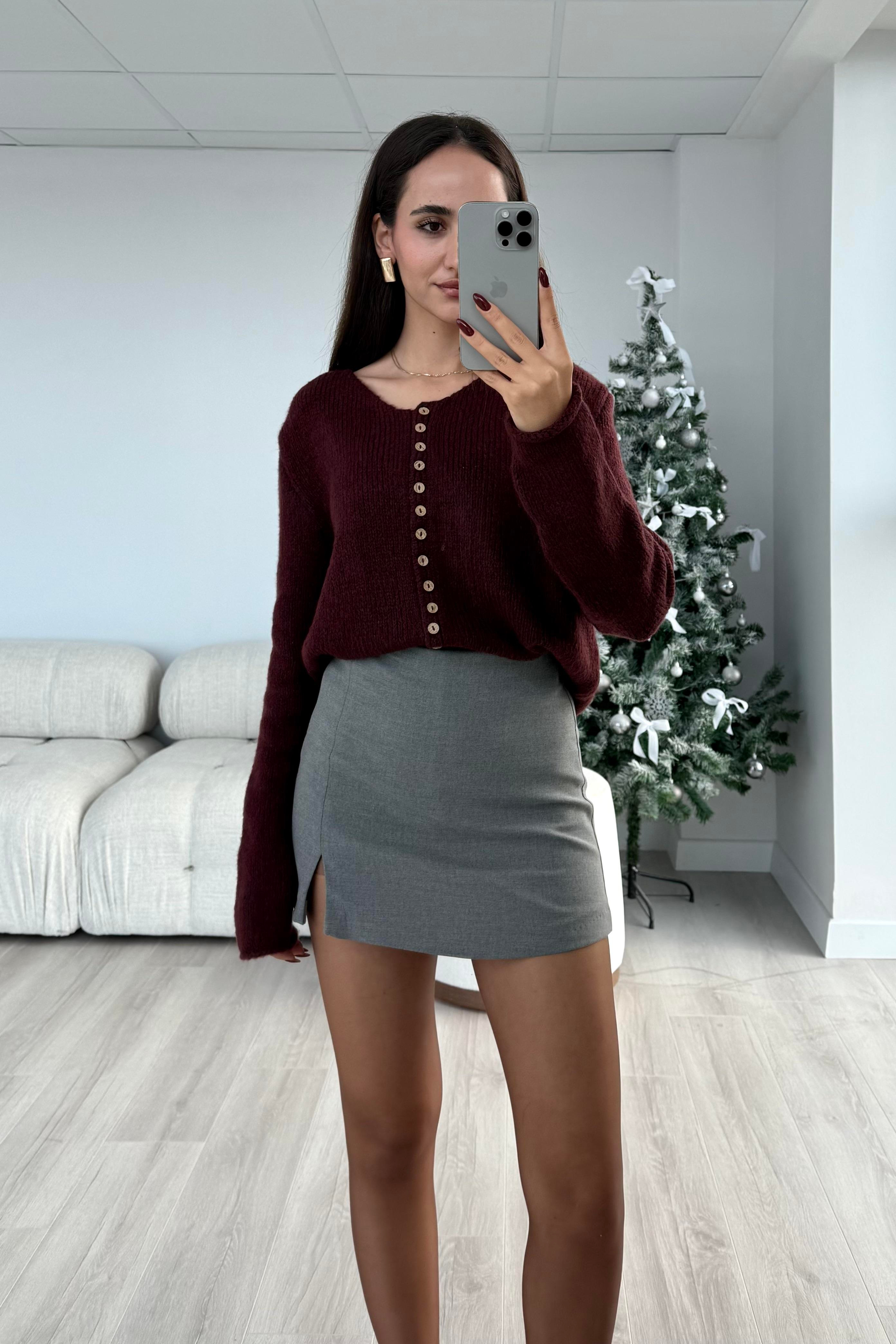 Gri Tek Yırtmaç Şort Etek - Kadın Skirts Modelleri - Nazliye Moda | Kadın Giyim Modası