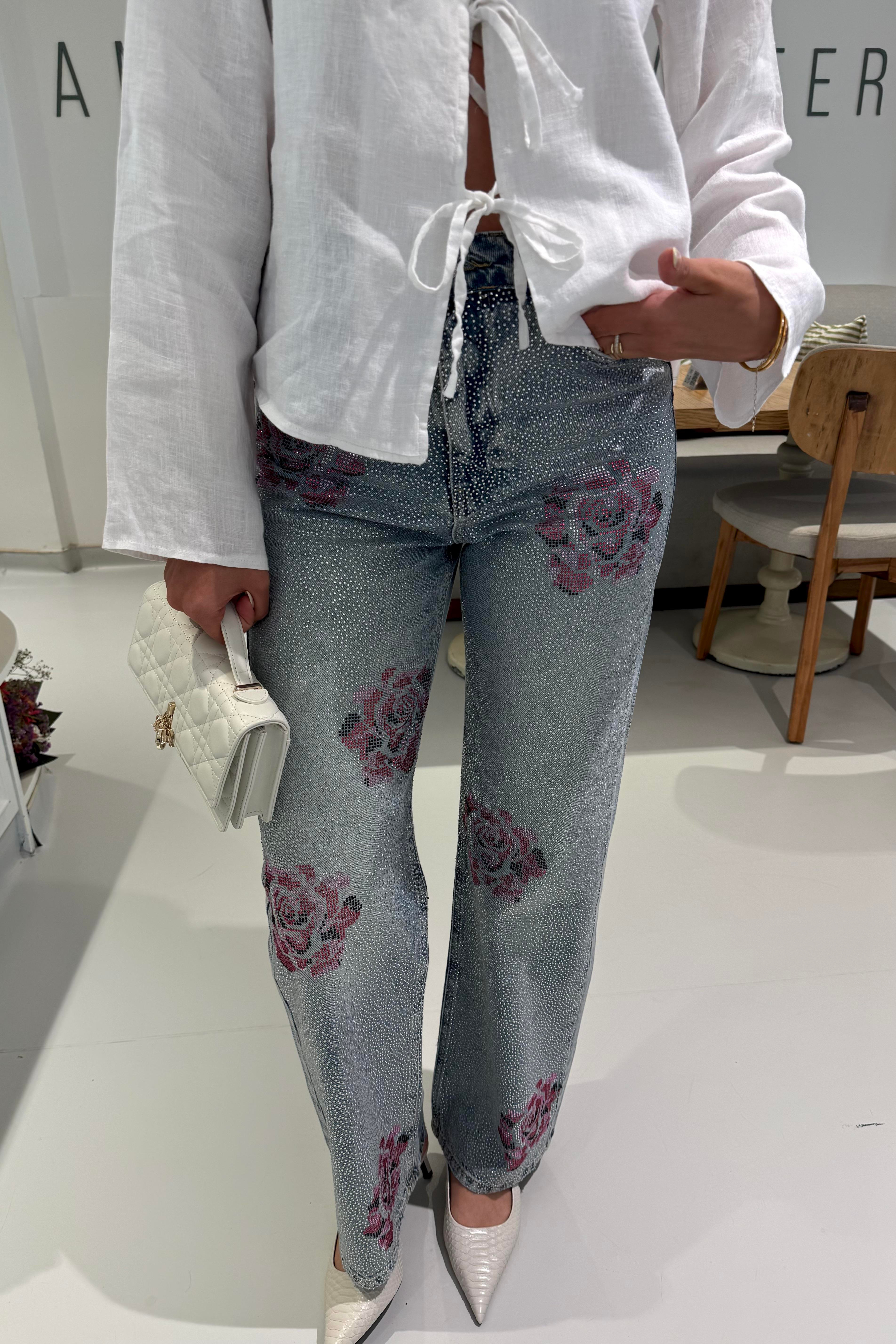 Gül Detay Taşlı Premium Jean - Kadın Jean Modelleri - Nazliye Moda | Kadın Giyim Modası