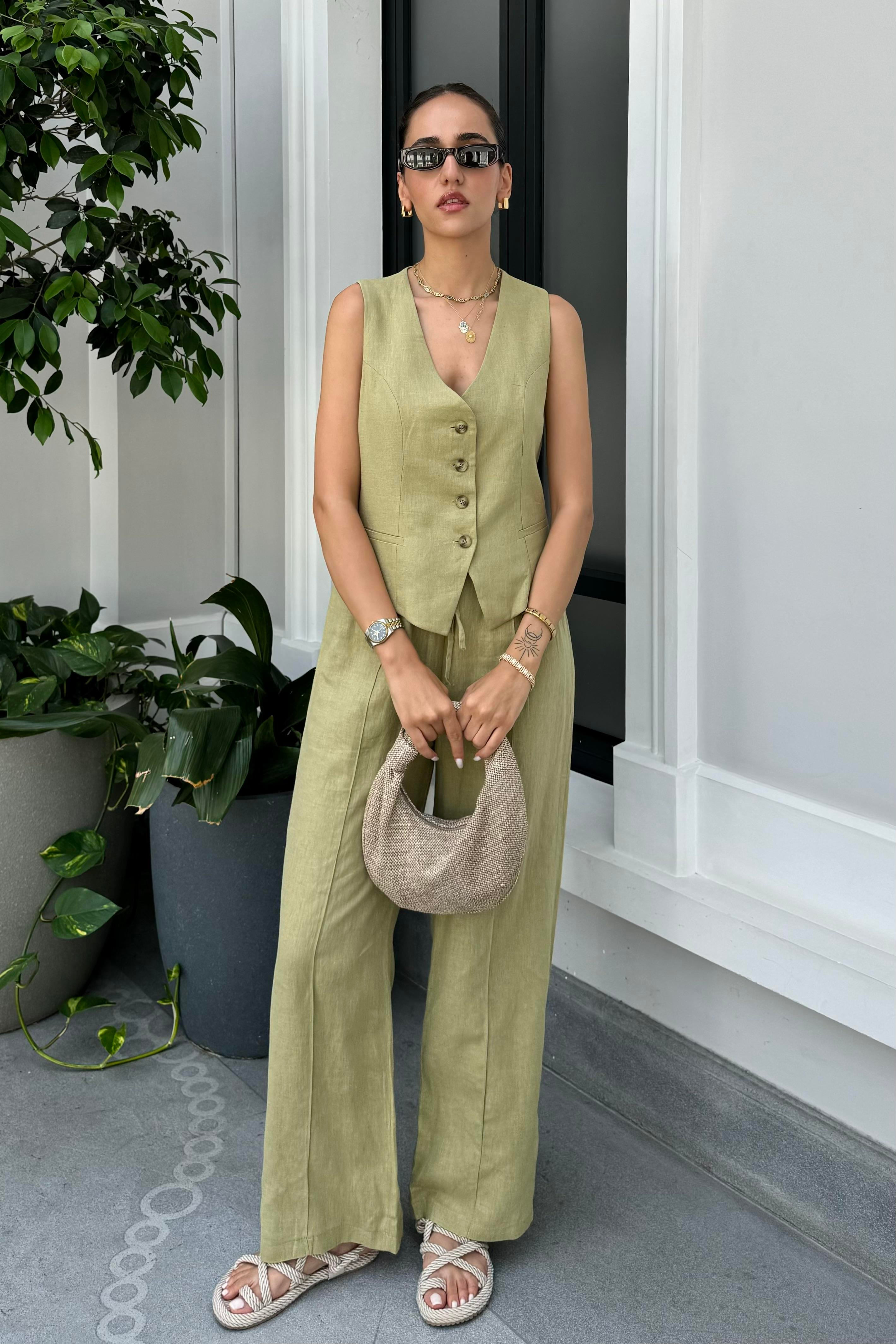 Haki Pantolon Yelek Keten Takım - Kadın Outfit Sets Modelleri - Nazliye Moda - Kadın Giyim Modası