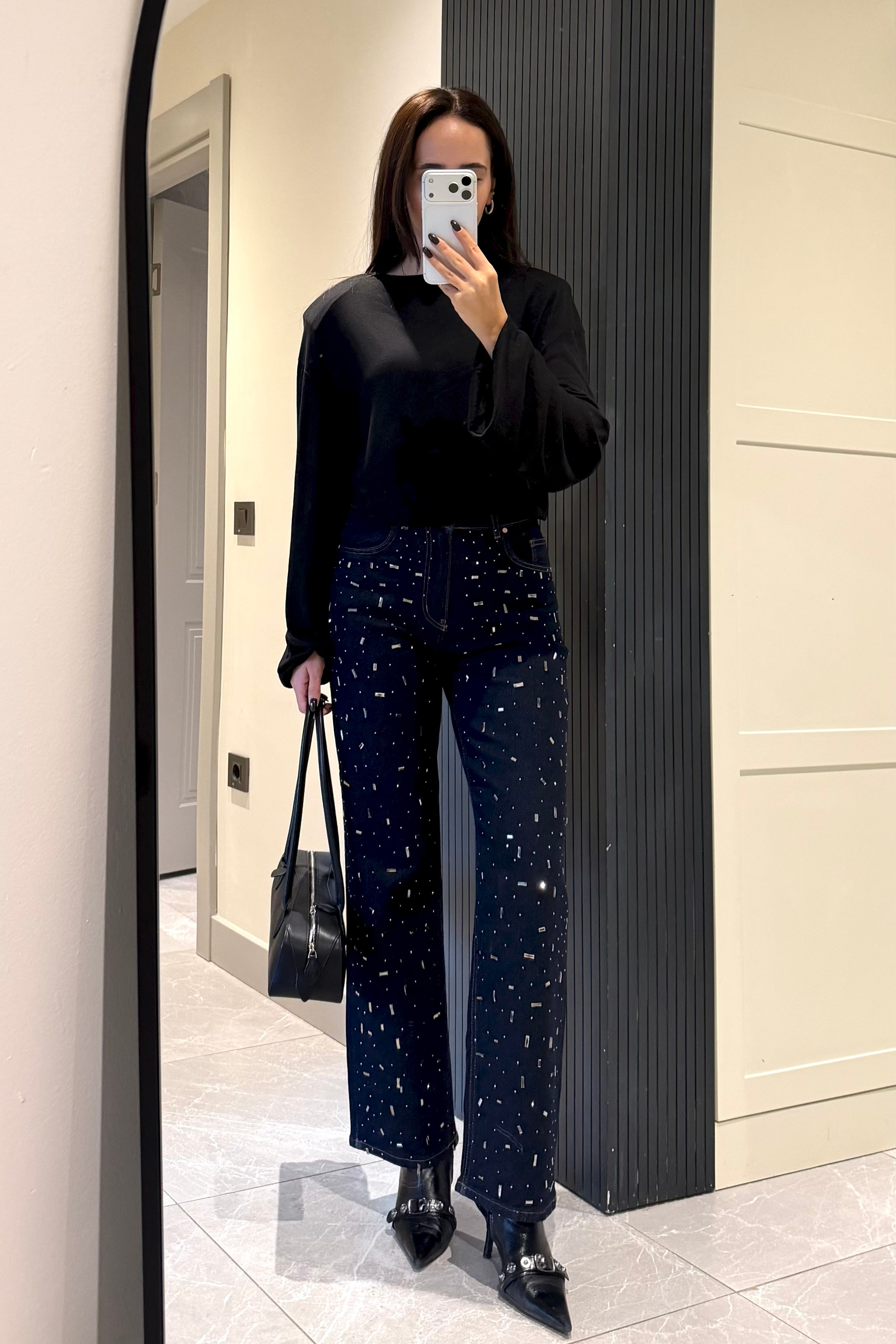 İndigo Mavi Dağınık Taşlı Jean - Kadın Jean Modelleri - Nazliye Moda | Kadın Giyim Modası