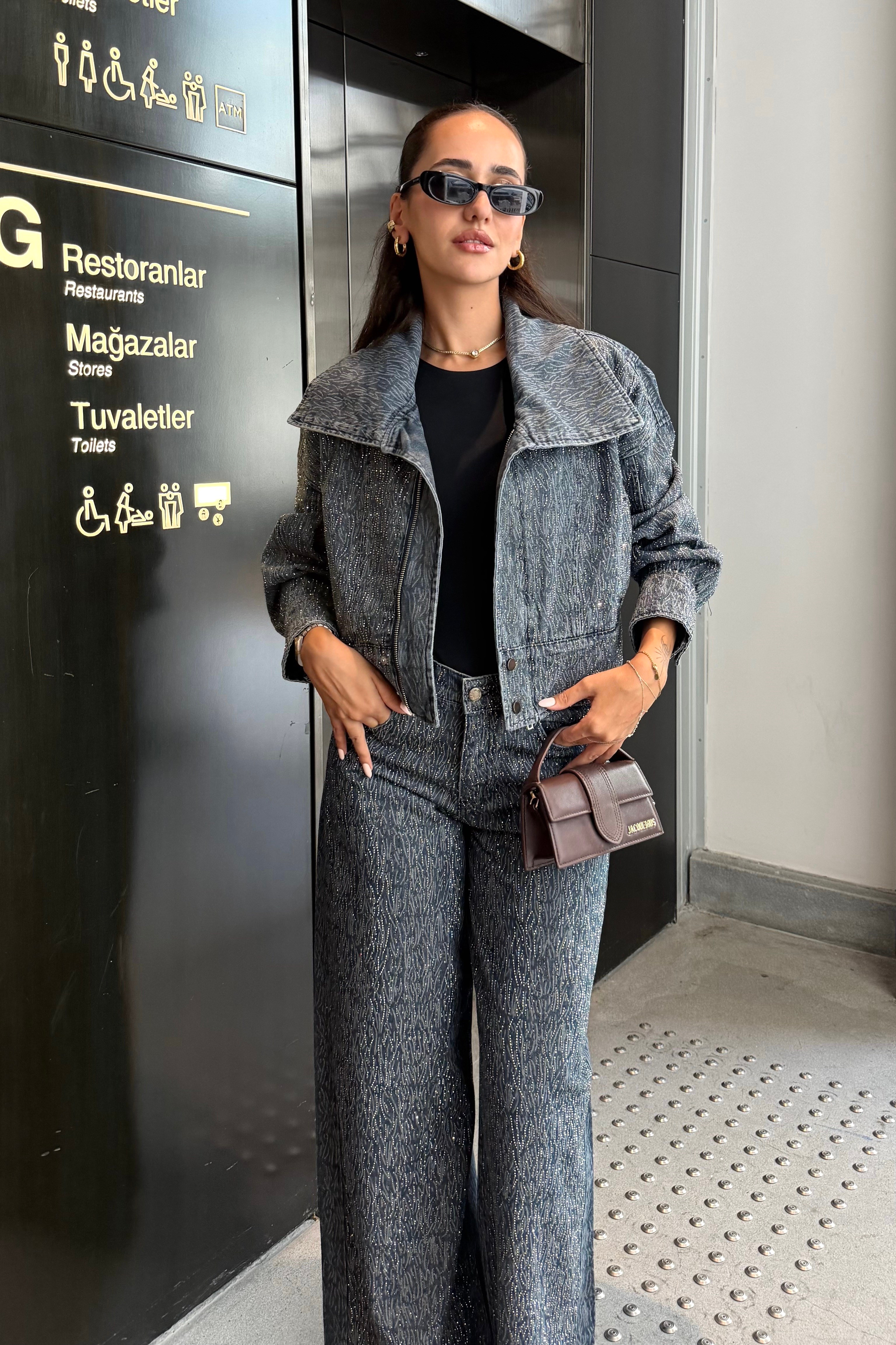İndigo Mavi Dalgalı Taşlı Denim Ceket - Kadın Ceket Modelleri - Nazliye Moda | Kadın Giyim Modası