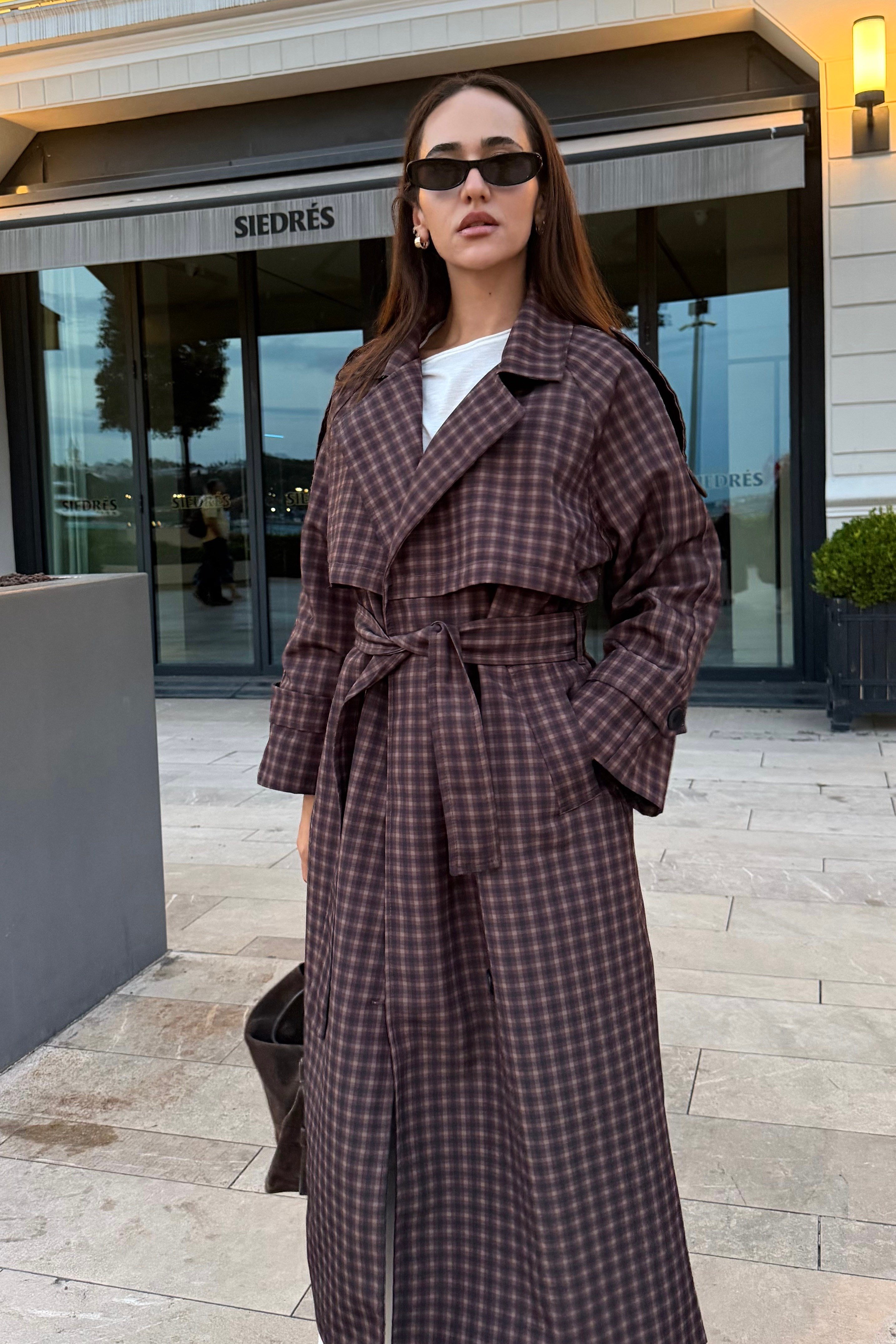 Kahve Oversize Ekose Beli Kuşaklı Trençkot - Kadın Trench Coats Modelleri - Nazliye Moda | Kadın Giyim Modası