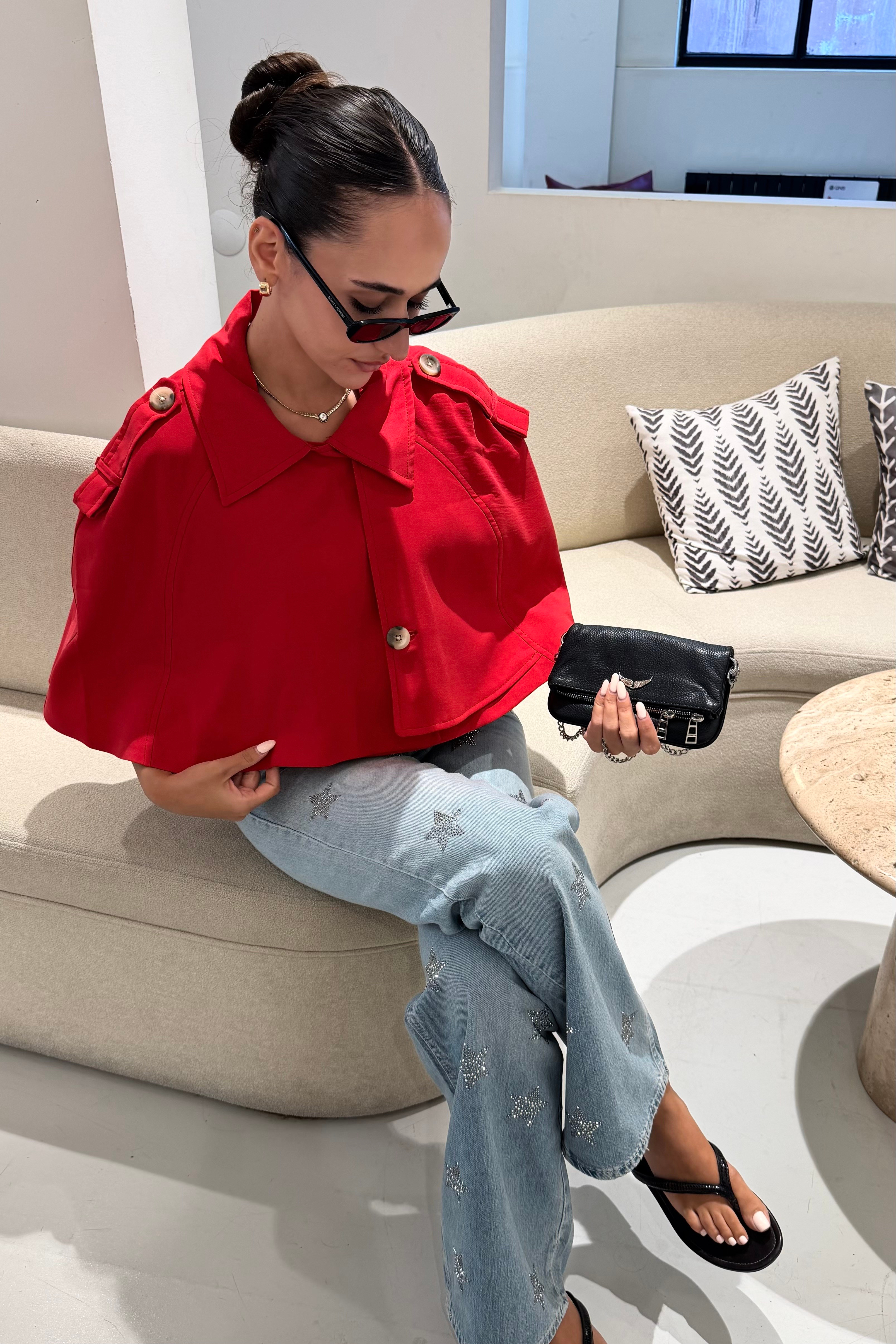 Kırmızı Pelerin Trençkot - Kadın Ceket Modelleri - Nazliye Moda | Kadın Giyim Modası