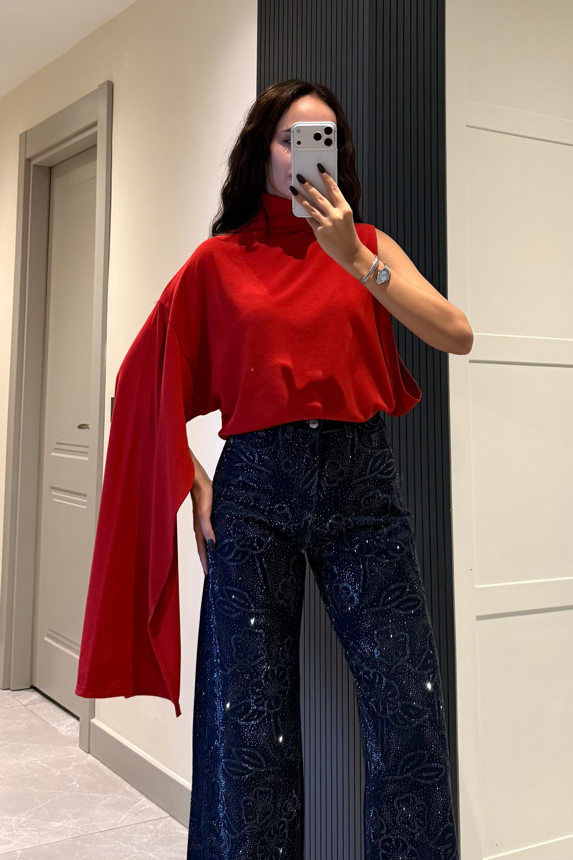 Kırmızı Tek Kollu Tasarım Bluz - Kadın Bluz Modelleri - Nazliye Moda | Kadın Giyim Modası