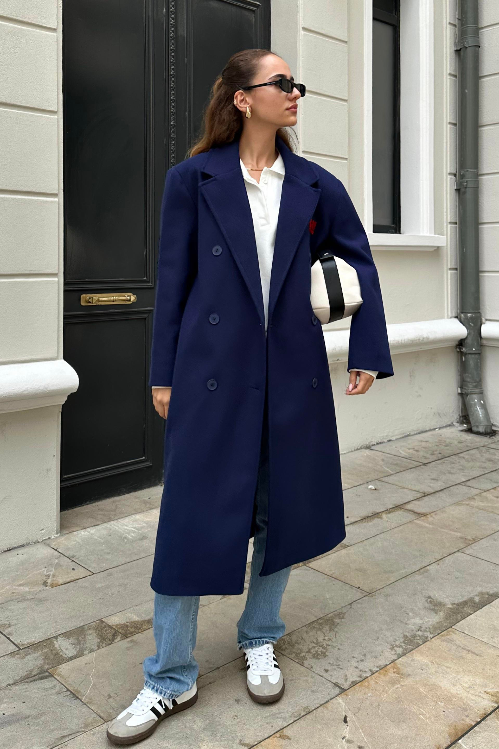 Lacivert Nakışlı Tasarım Kaşe Kaban - Kadın Kaban Modelleri - Nazliye Moda | Kadın Giyim Modası