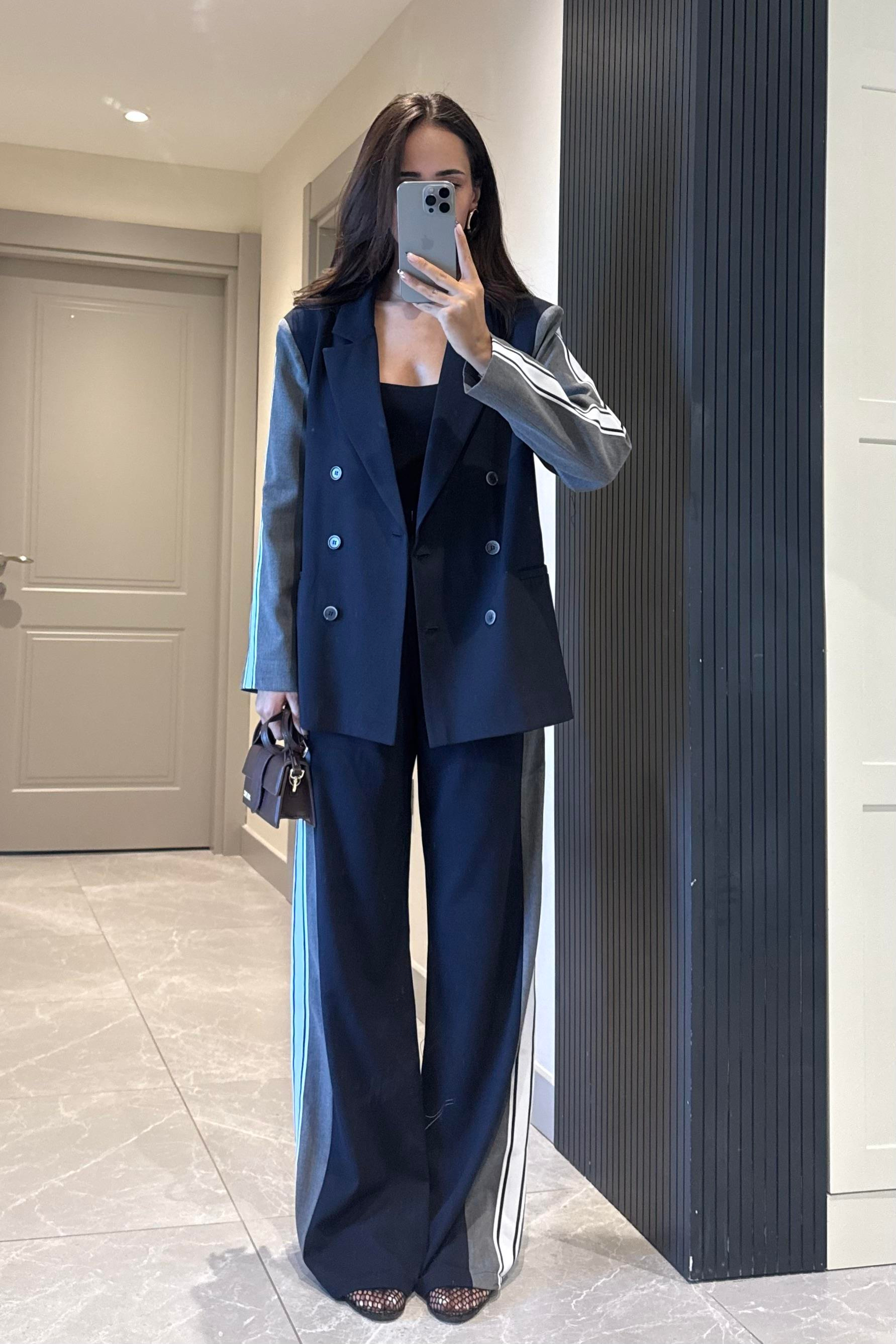Lacivert Şerit Detay Tasarım Blazer Ceket - Kadın Blazer Jackets Modelleri - Nazliye Moda | Kadın Giyim Modası