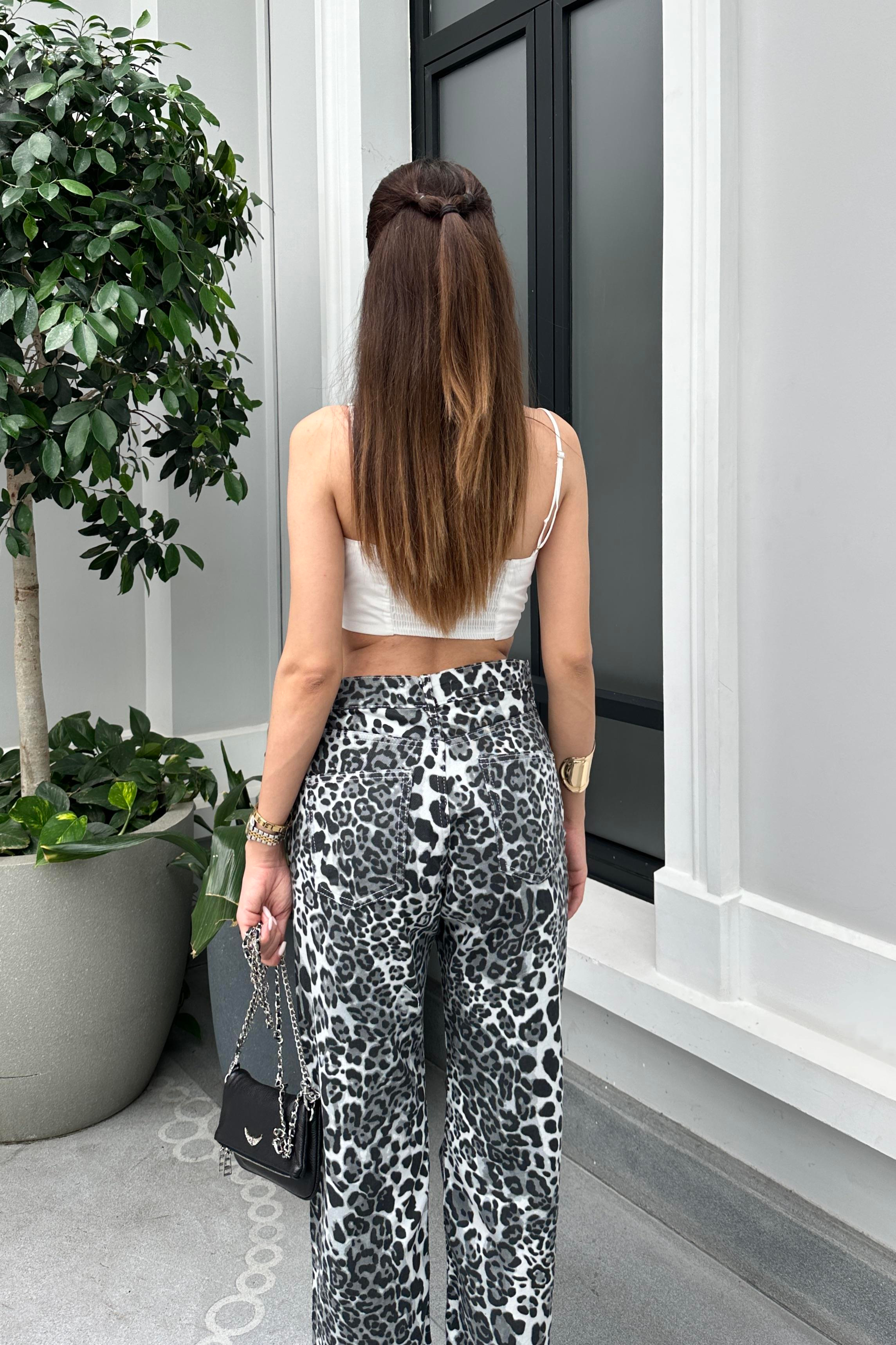 Leopar Straight Jean - Kadın Jean Modelleri - Nazliye Moda - Kadın Giyim Modası