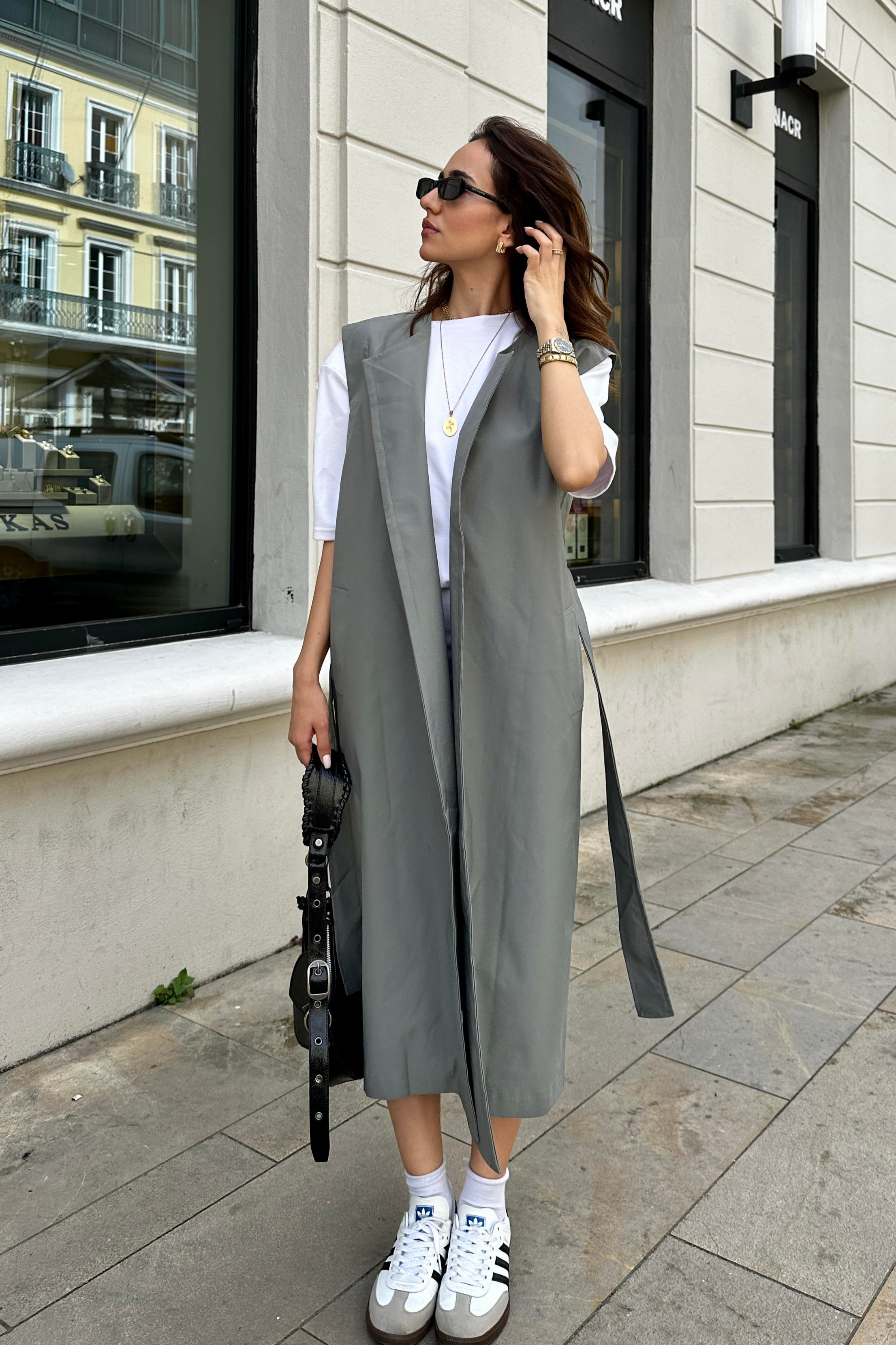 Nazliye Füme Tasarım Trençkot - Kadın Trench Coats Modelleri - Nazliye Moda - Kadın Giyim Modası
