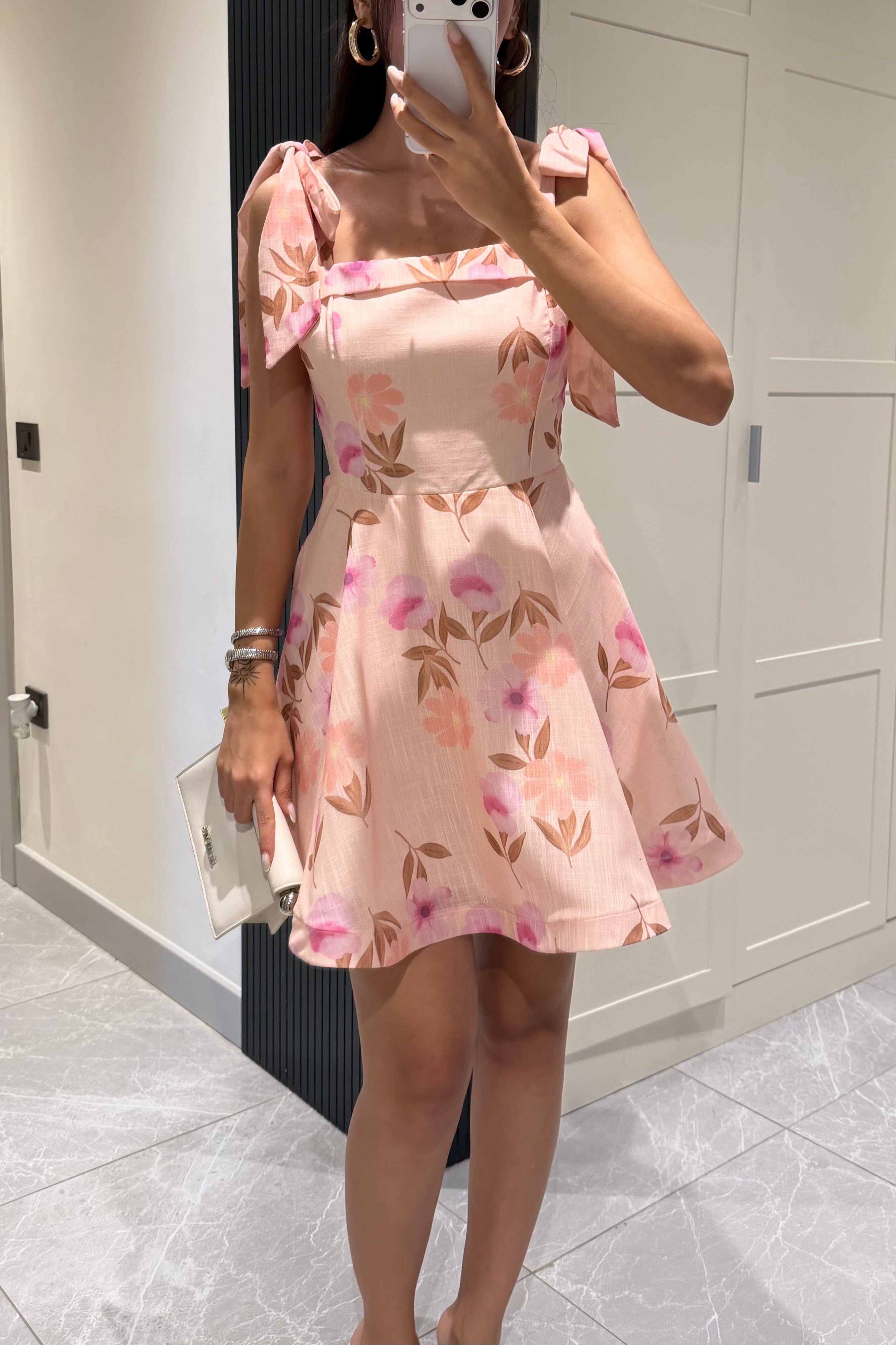 Pembe Çiçek Desenli Mini Elbise - Kadın Elbise Modelleri - Nazliye Moda | Kadın Giyim Modası