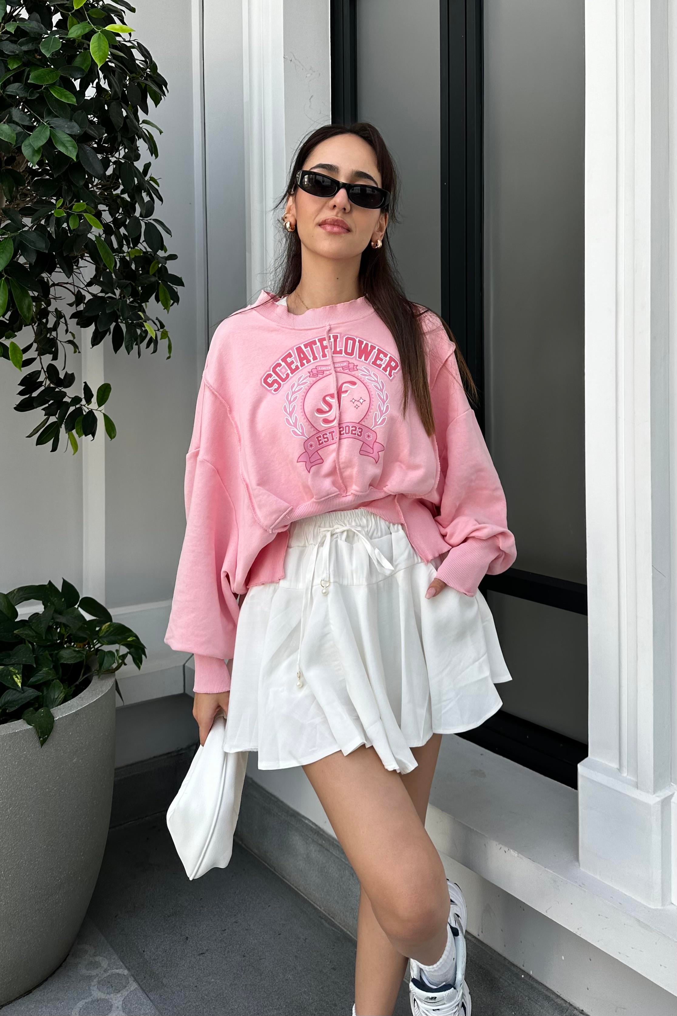 Pembe Nakışlı Oversize Sweatshirt - Kadın Sweatshirts Modelleri - Nazliye Moda - Kadın Giyim Modası