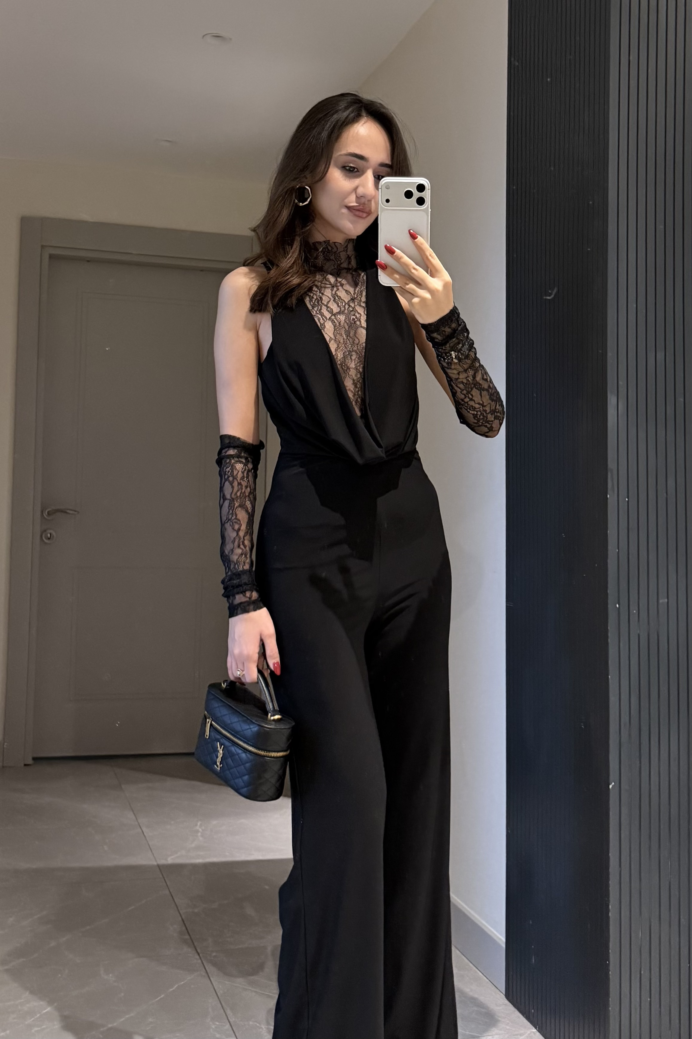 Siyah Dantel Detay Tulum - Kadın Jumpsuits Modelleri - Nazliye Moda | Kadın Giyim Modası