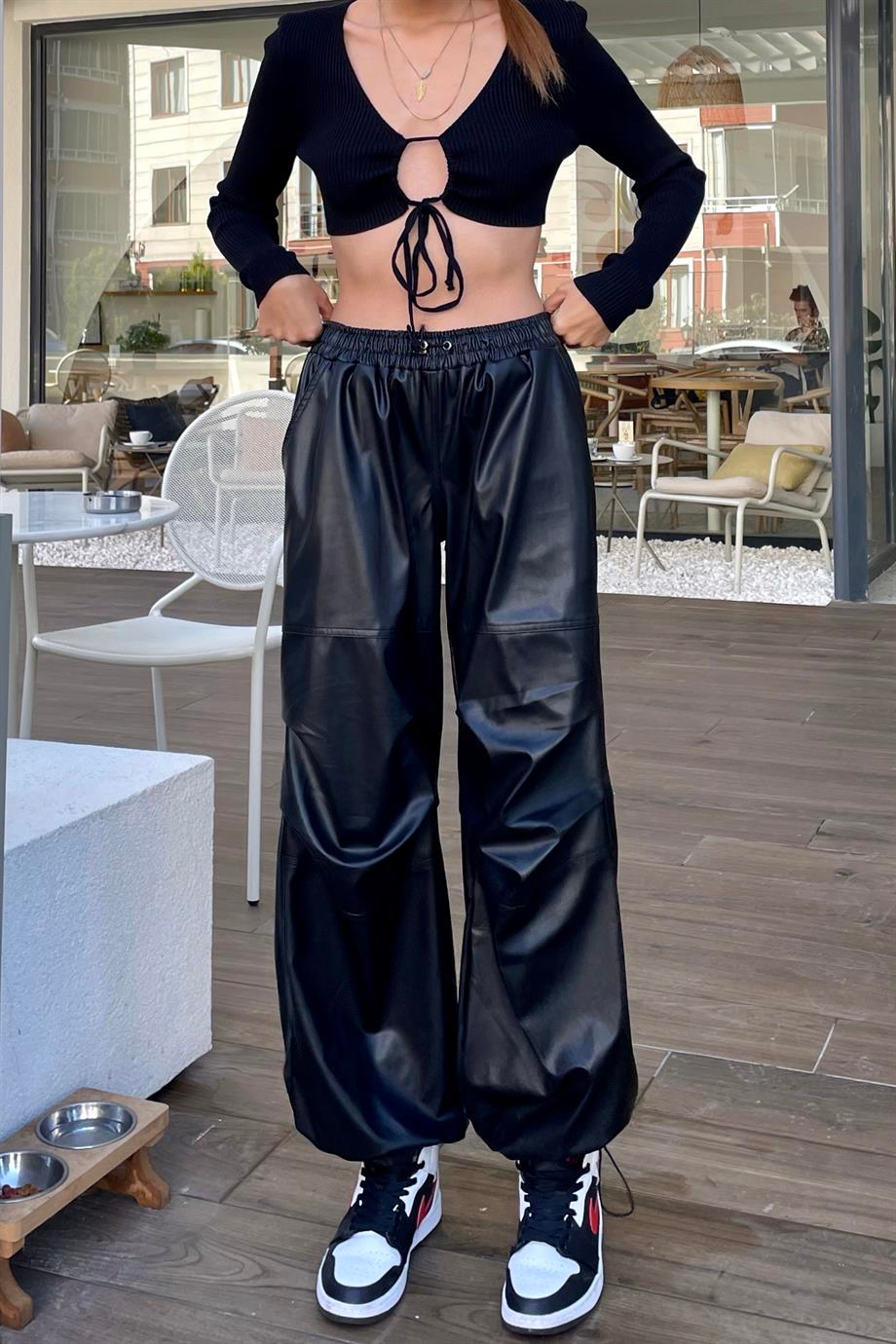Siyah Deri Jogger Pantolon - Kadın Pantolon Modelleri - Nazliye Moda | Kadın Giyim Modası