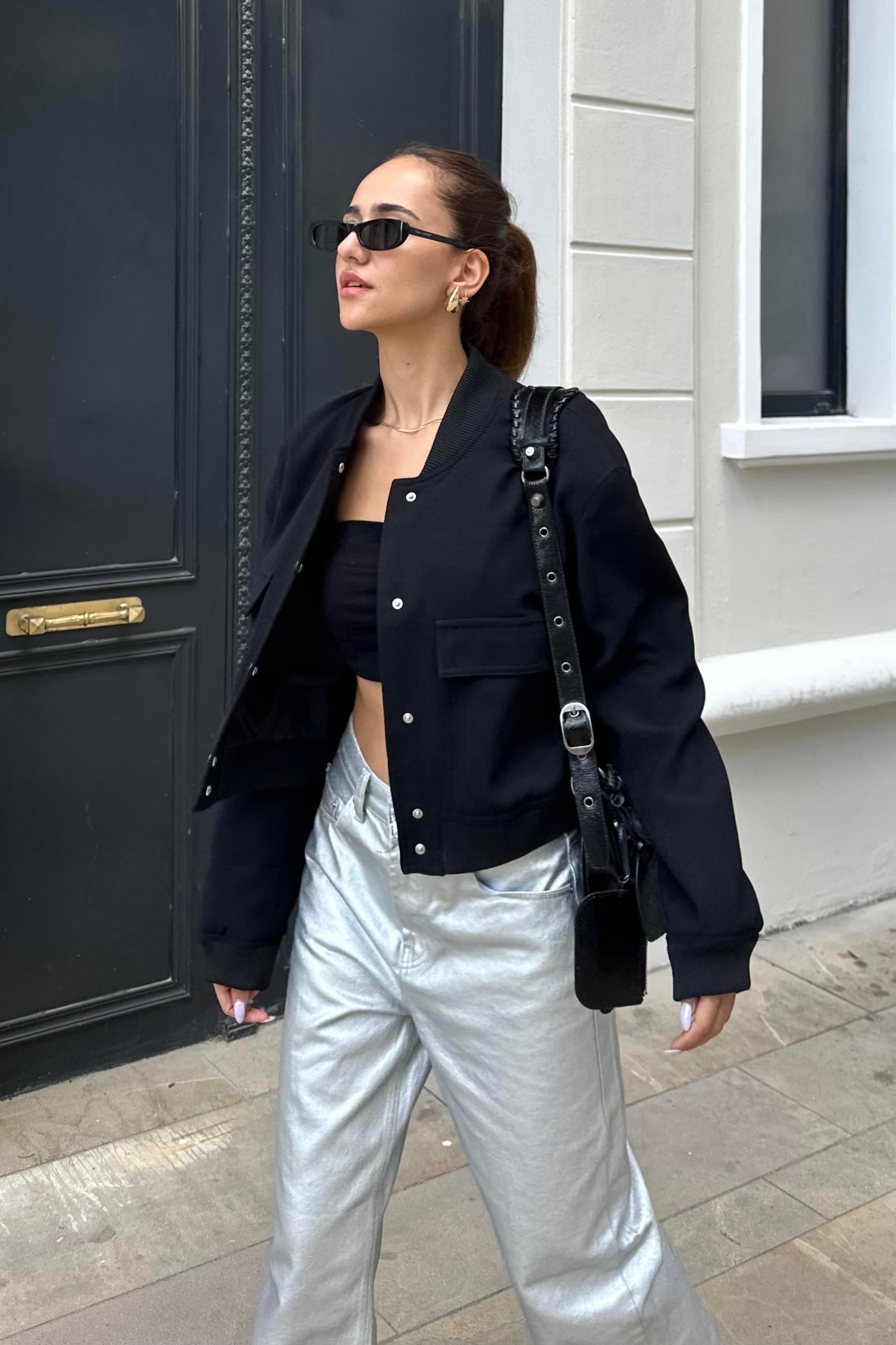 Siyah Geniş Cepli Bomber Ceket - Kadın Ceket Modelleri - Nazliye Moda | Kadın Giyim Modası