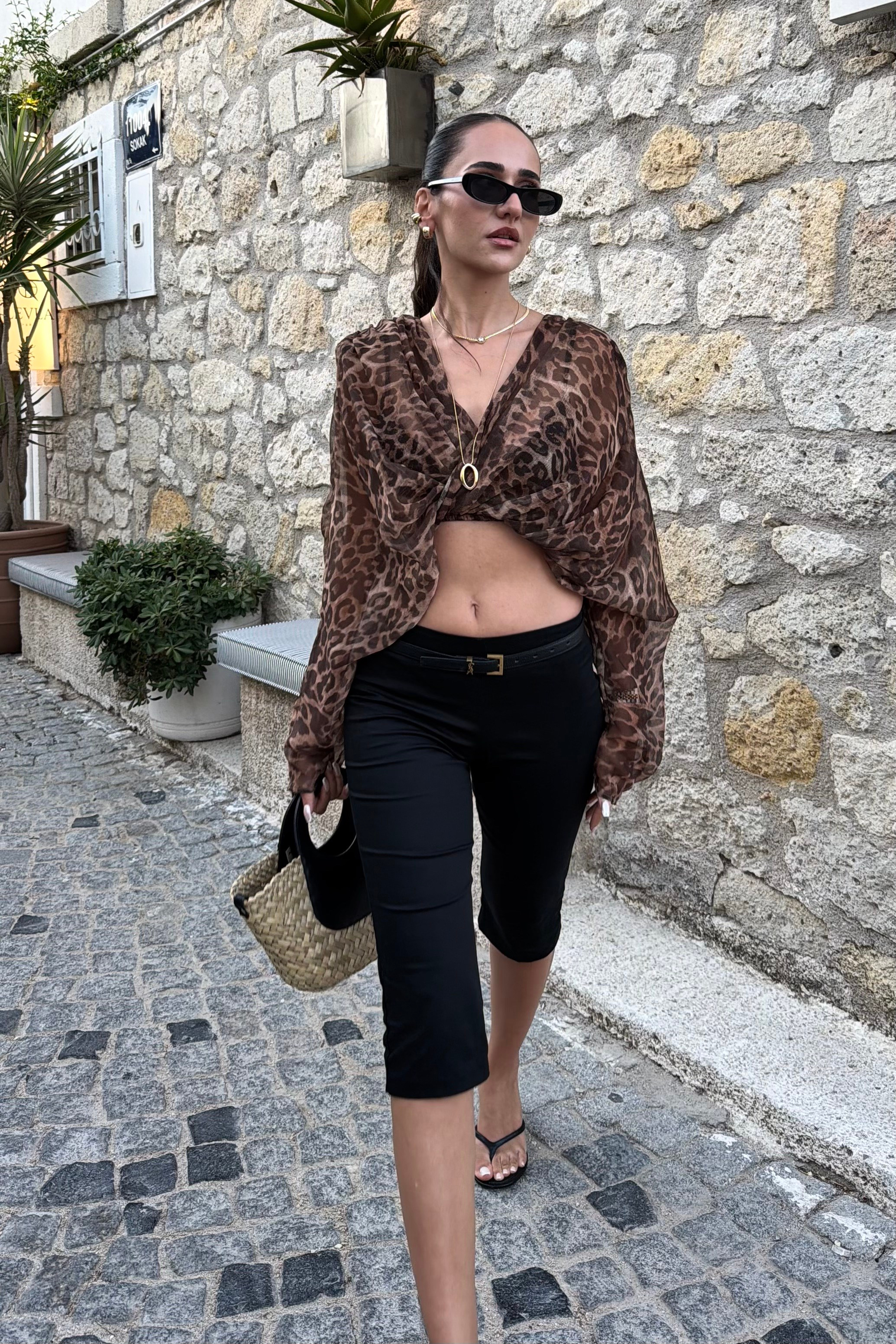 Siyah Kapri Pantolon - Kadın Pantolon Modelleri - Nazliye Moda | Kadın Giyim Modası