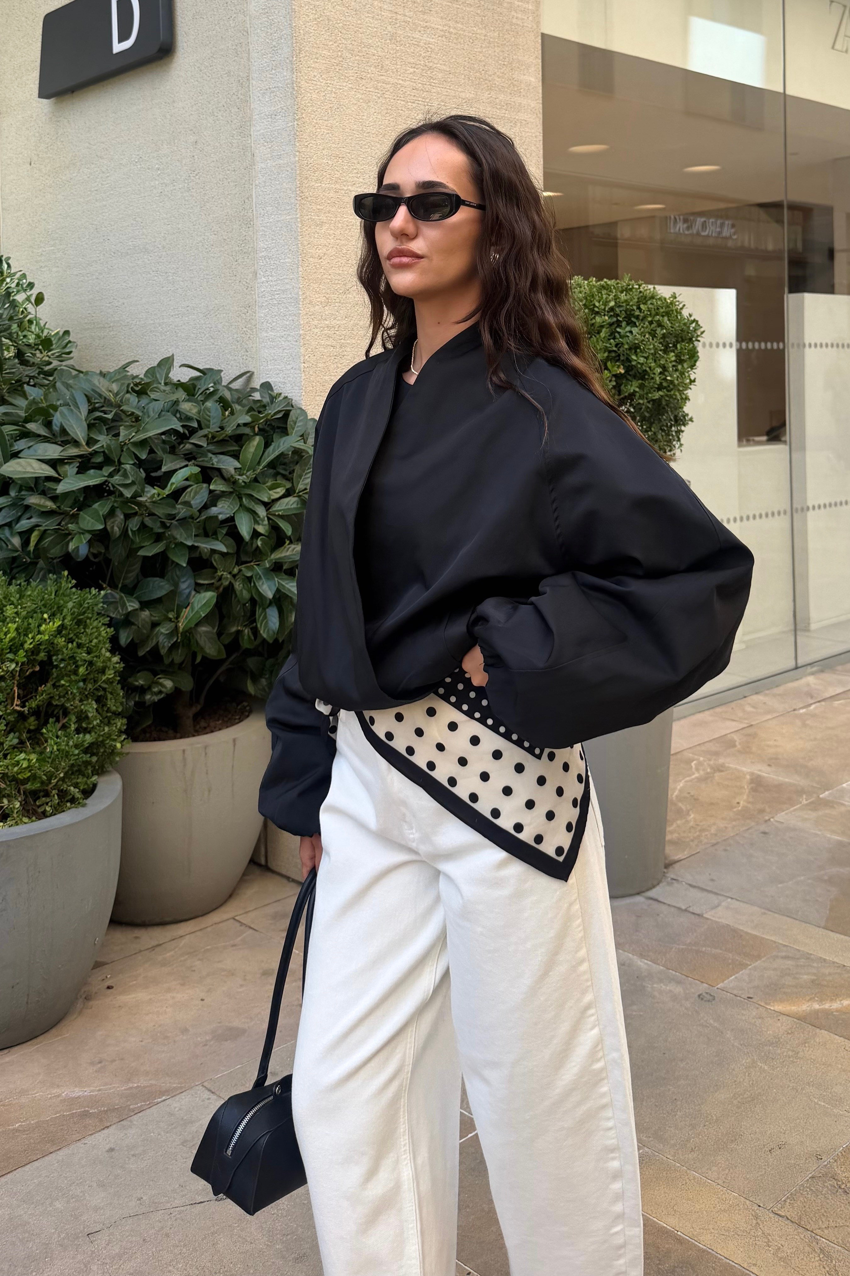 Siyah Kruvaze Yaka Bomber Ceket - Kadın Ceket Modelleri - Nazliye Moda | Kadın Giyim Modası