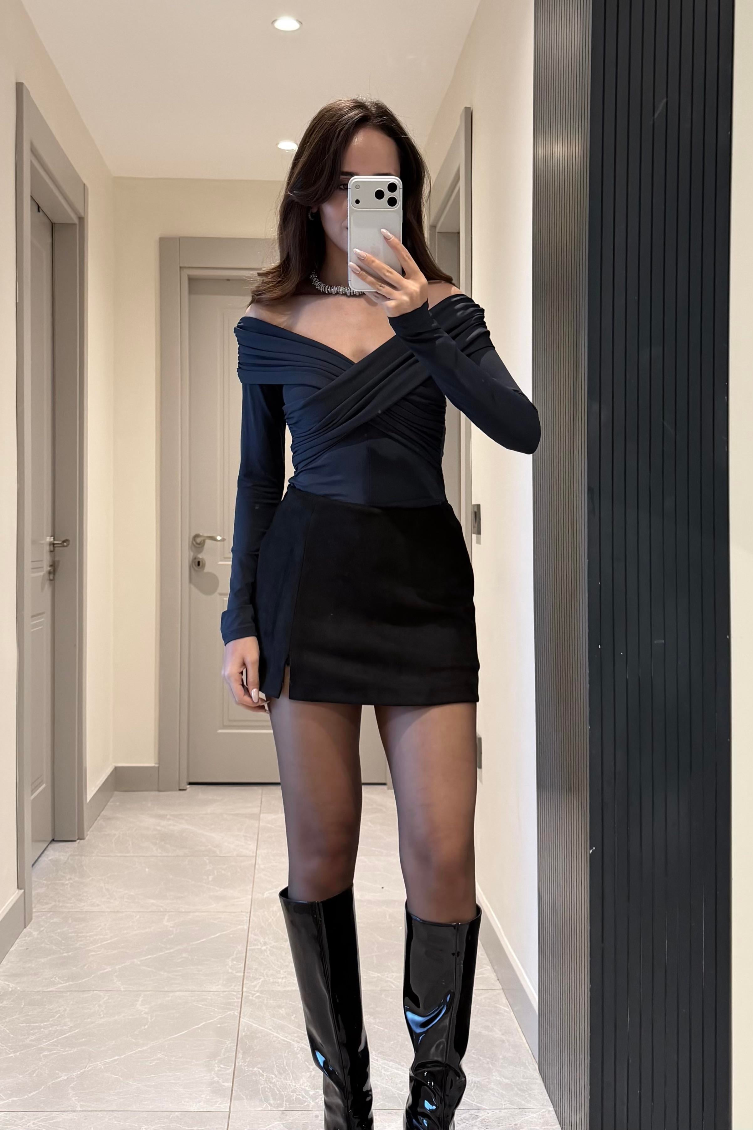 Siyah Nubuk Mini Etek - Kadın Etek Modelleri - Nazliye Moda | Kadın Giyim Modası