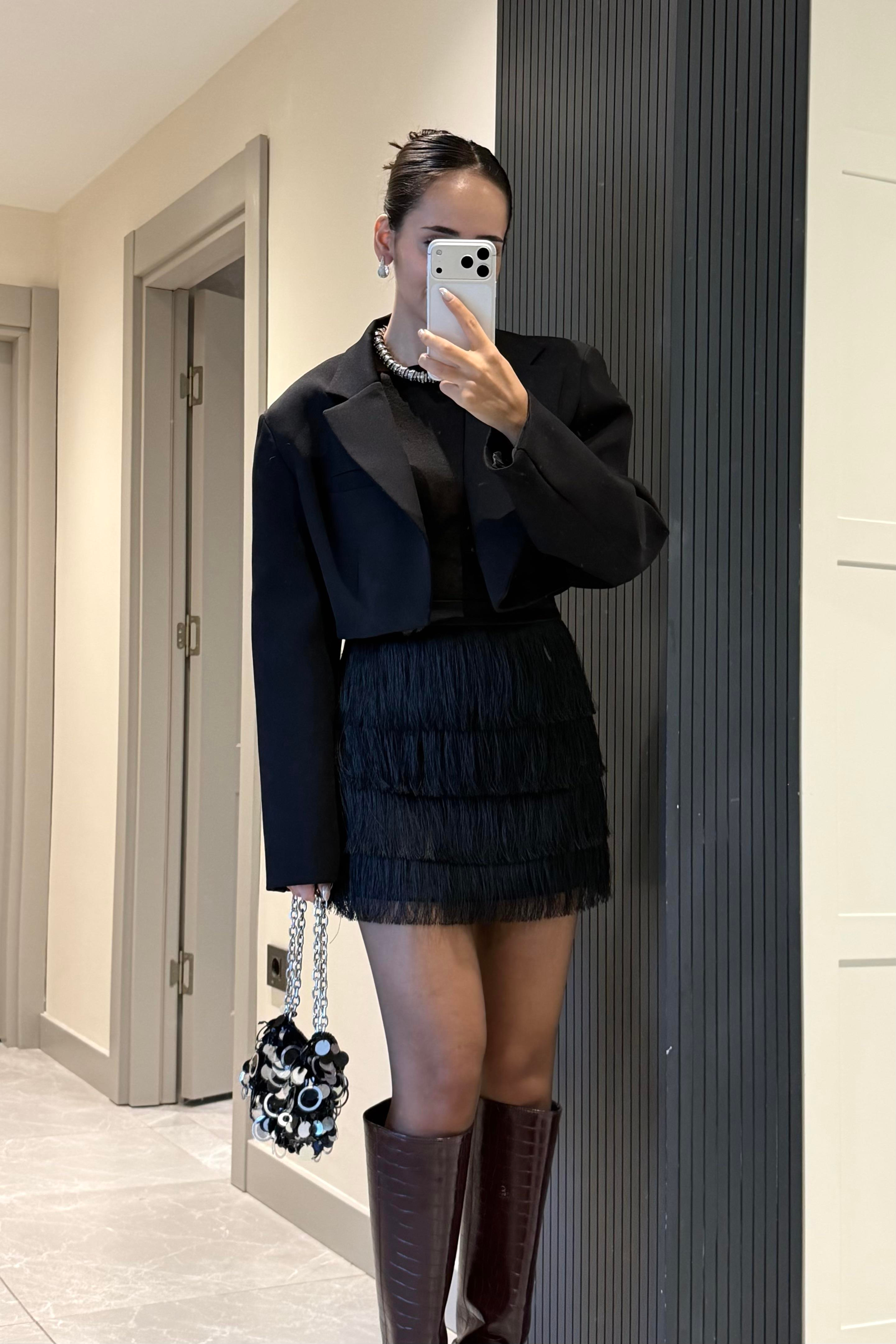 Siyah Püsküllü Mini Etek - Kadın Skirts Modelleri - Nazliye Moda | Kadın Giyim Modası