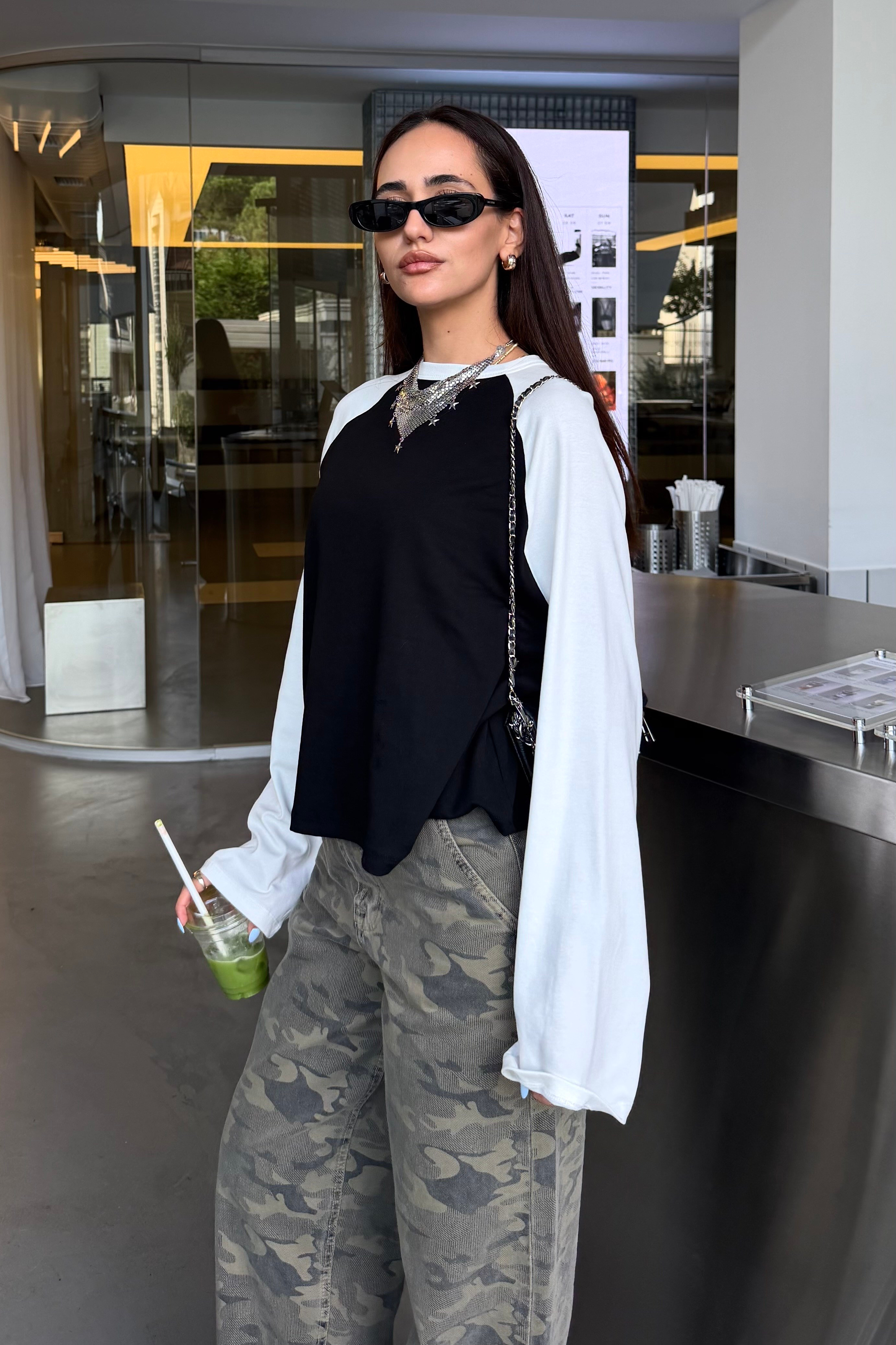 Siyah Reglan Kol Bluz - Kadın Bluz Modelleri - Nazliye Moda | Kadın Giyim Modası