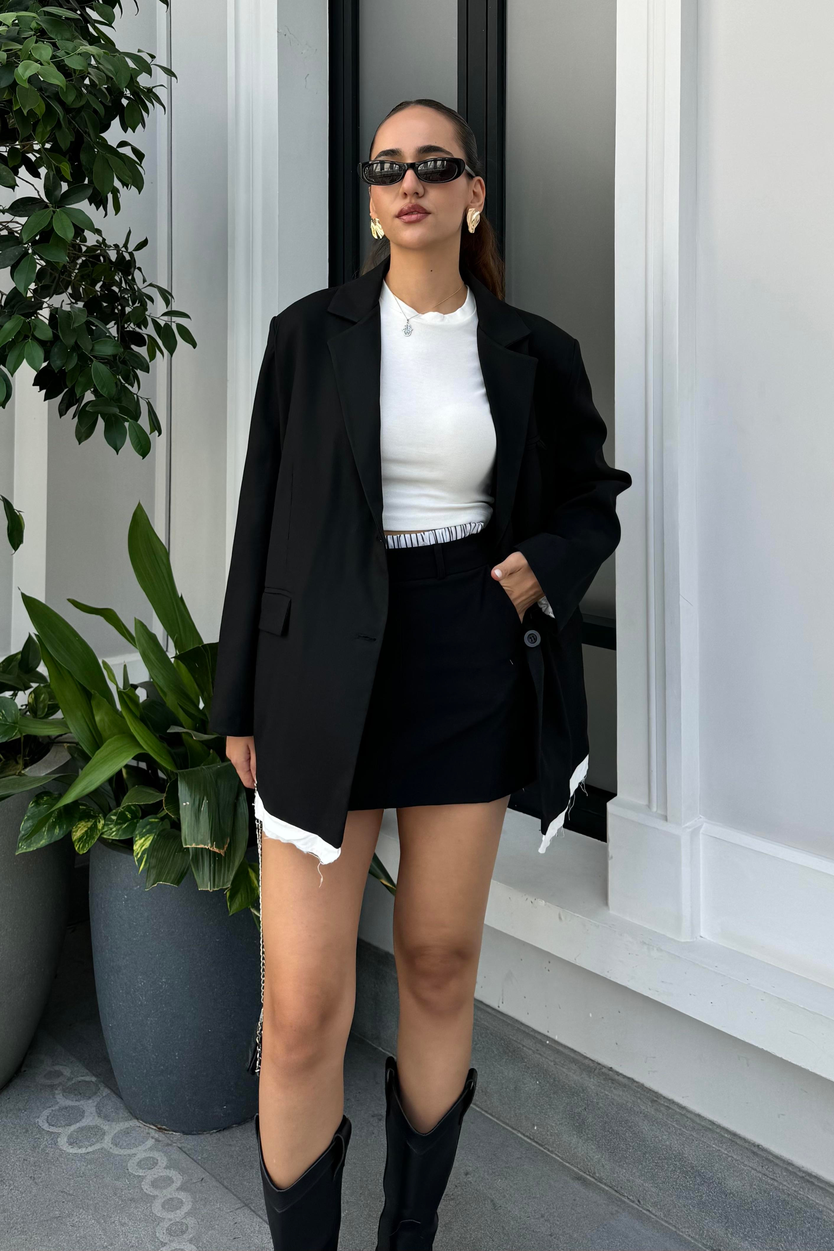 Siyah Sırt Baskı Oversize Blazer Ceket - Kadın Blazer Ceket Modelleri - Nazliye Moda | Kadın Giyim Modası