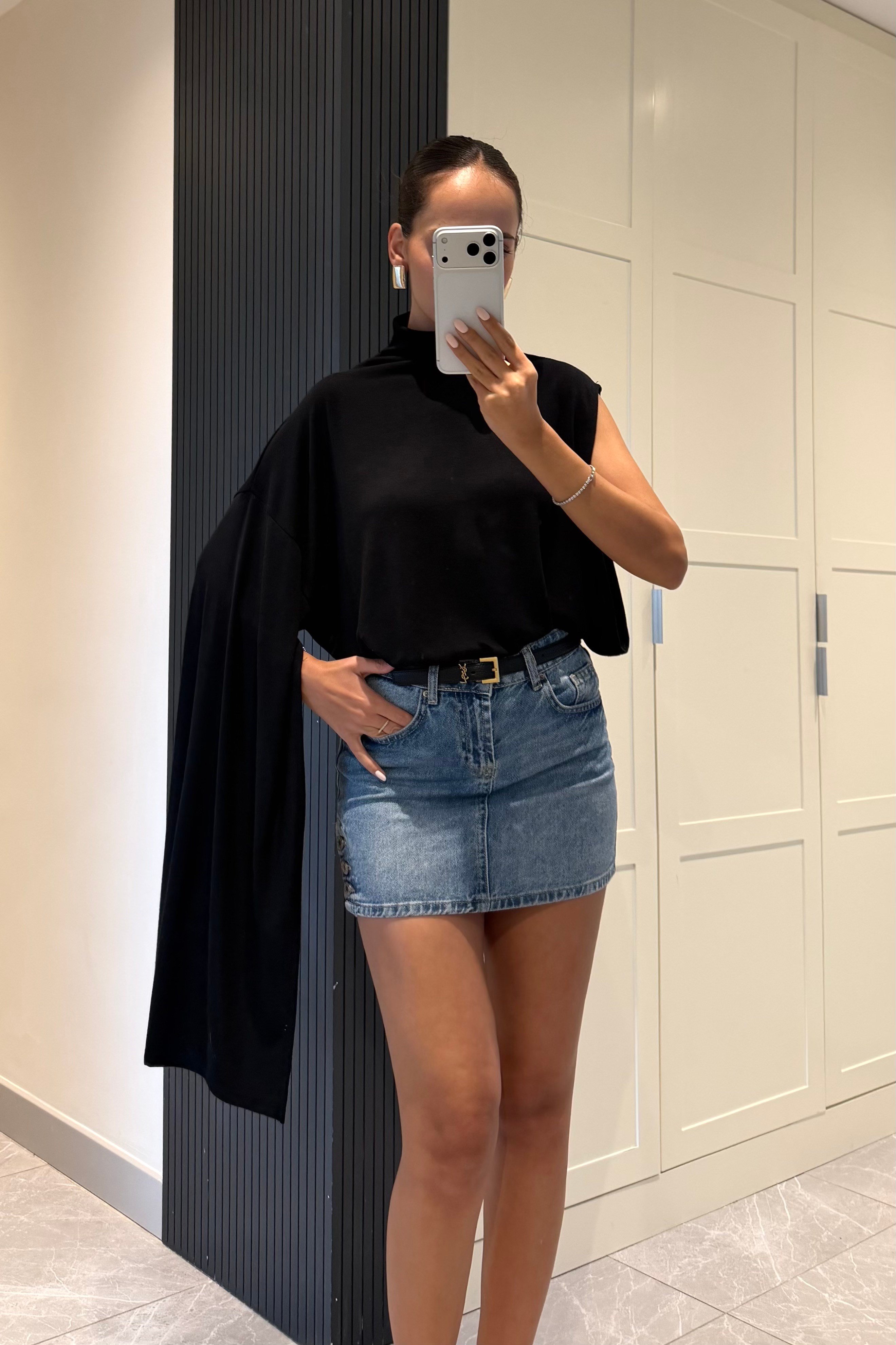 Siyah Tek Kol Tasarım Bluz - Kadın Blouses Modelleri - Nazliye Moda | Kadın Giyim Modası